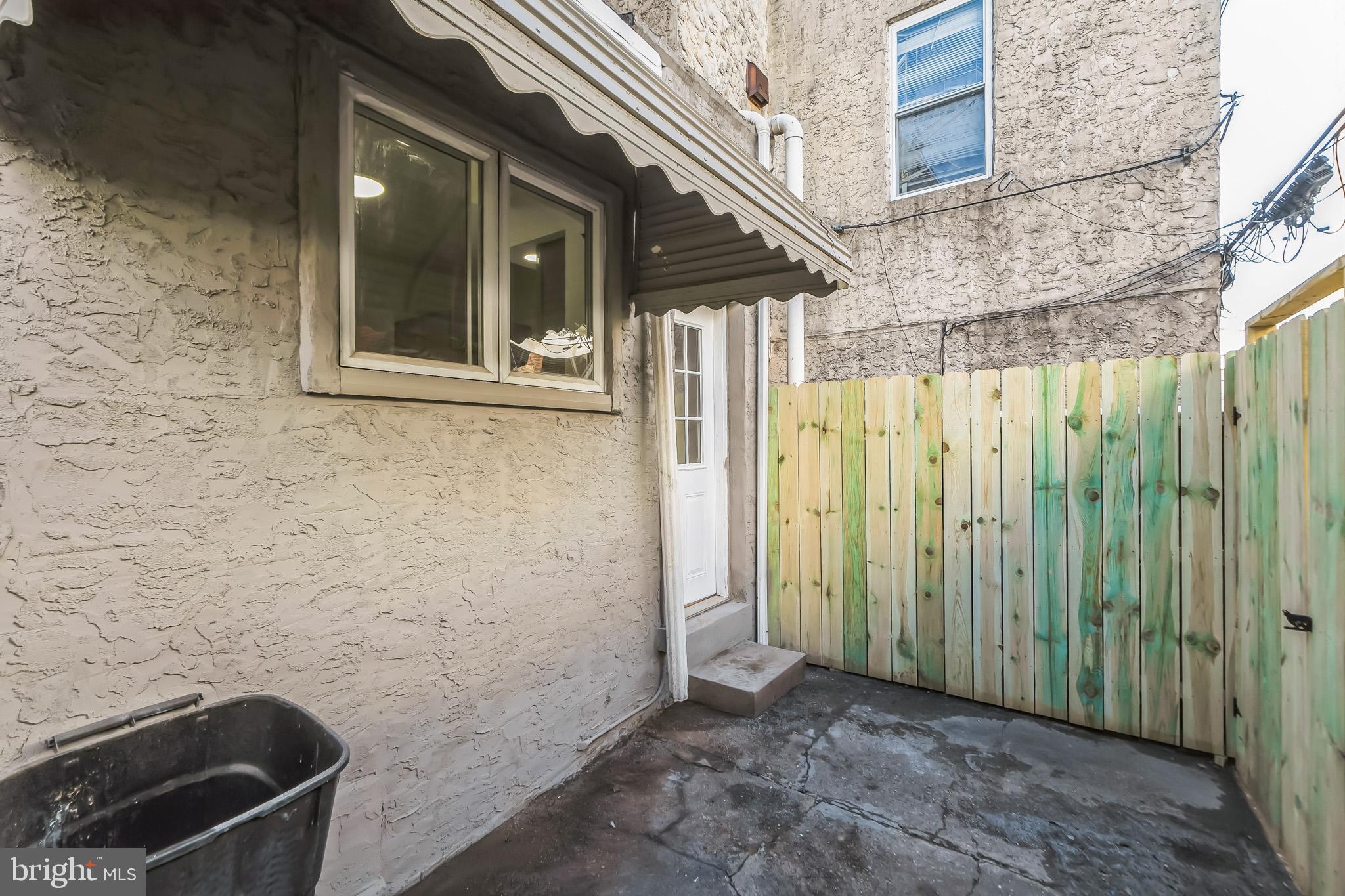 LOWER MOYAMENSING - Residential