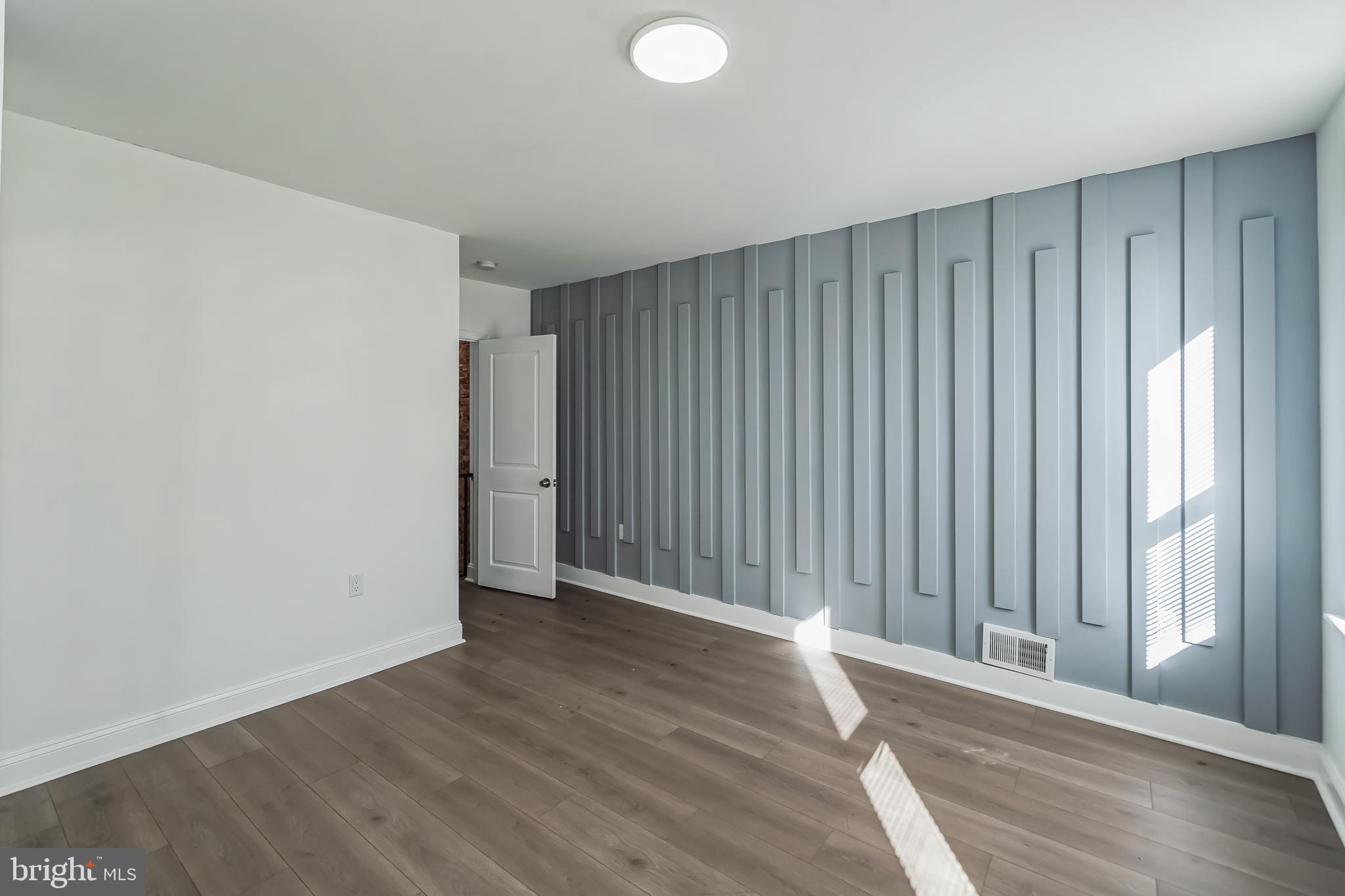 LOWER MOYAMENSING - Residential