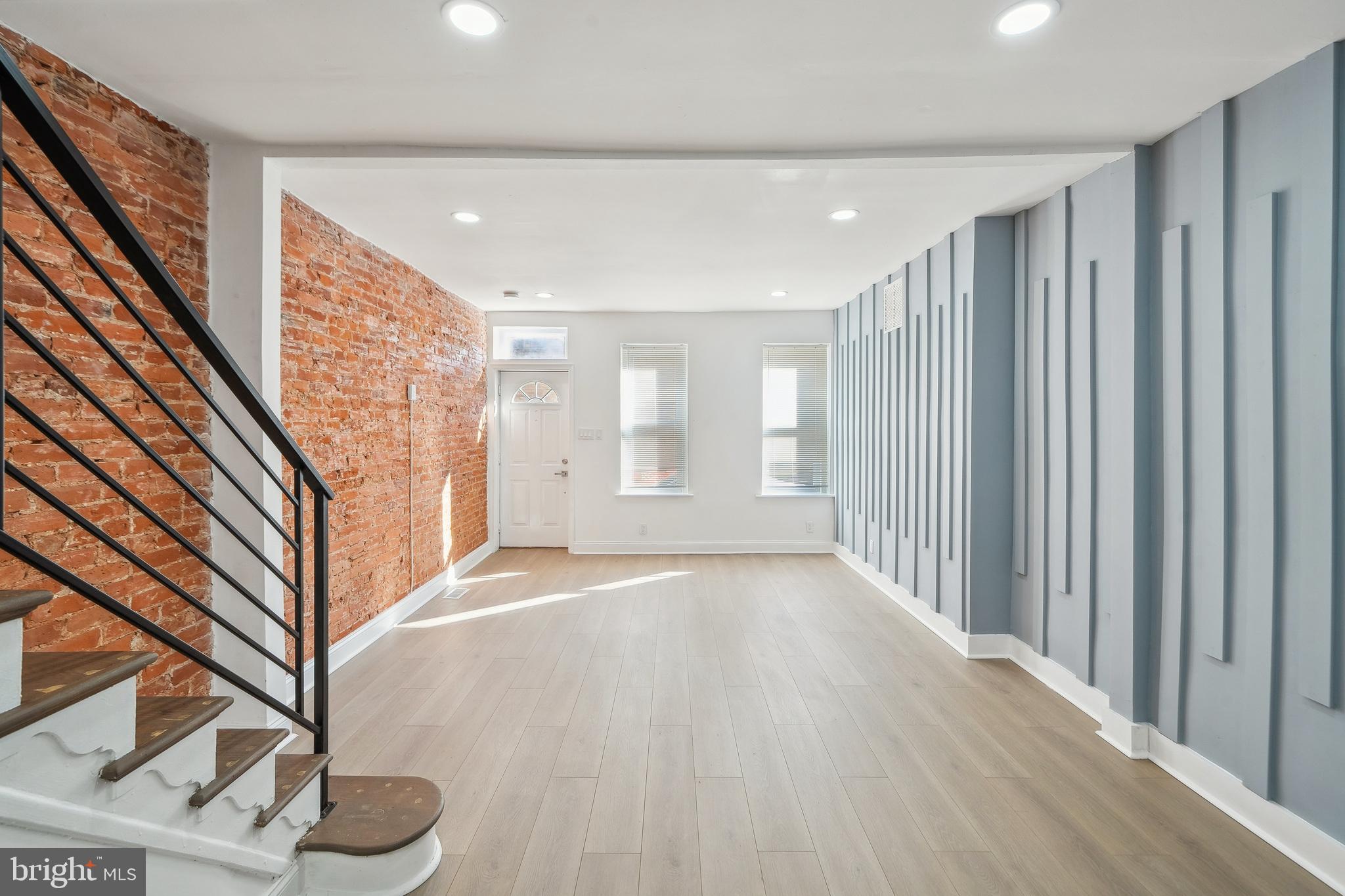 LOWER MOYAMENSING - Residential