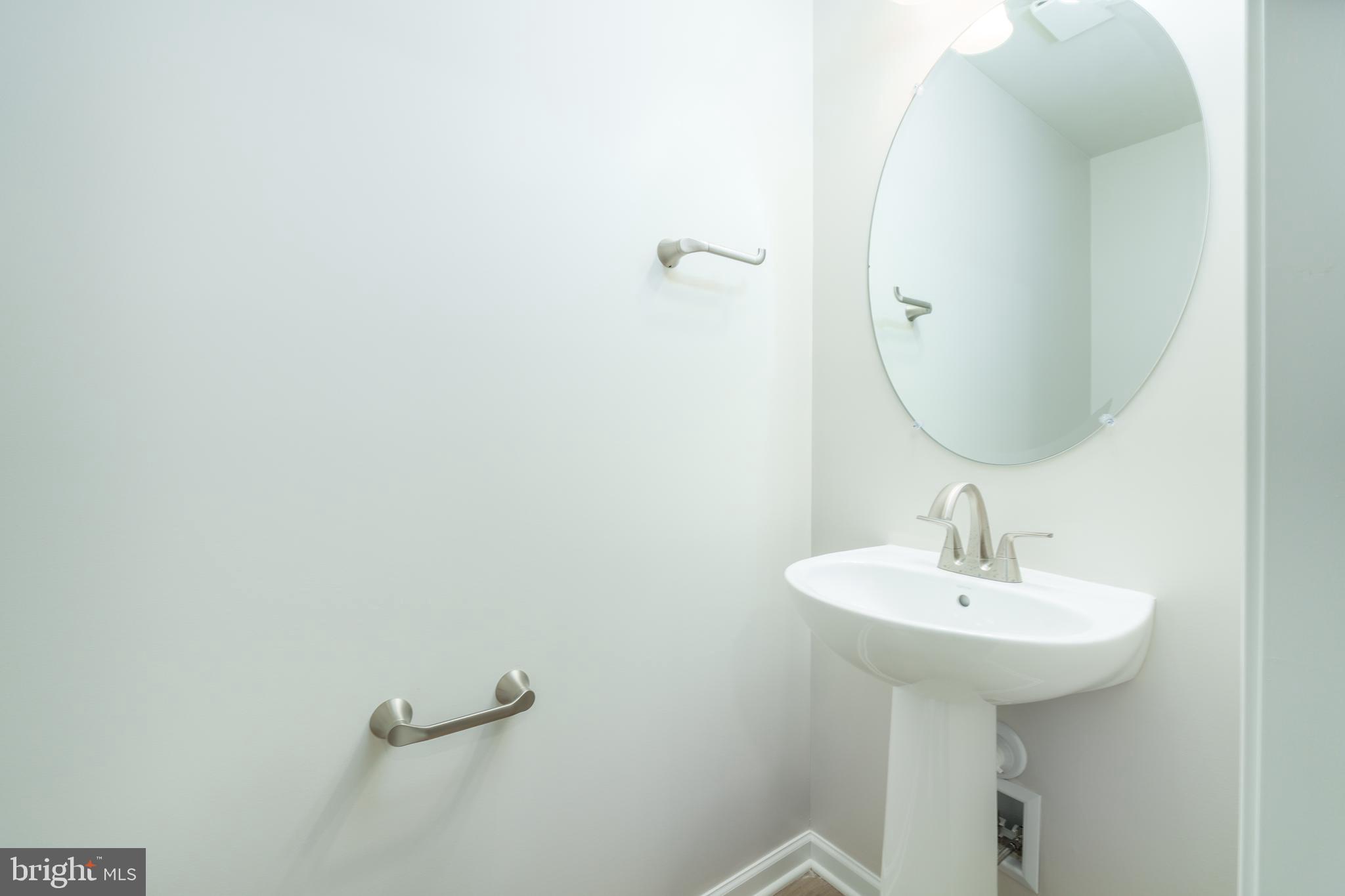 GRAYS POINTE - Residential