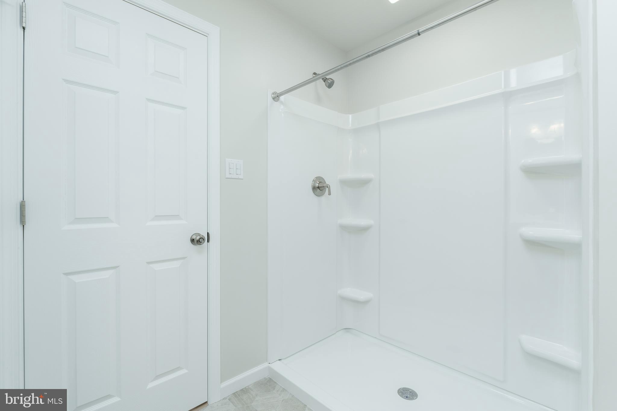 GRAYS POINTE - Residential