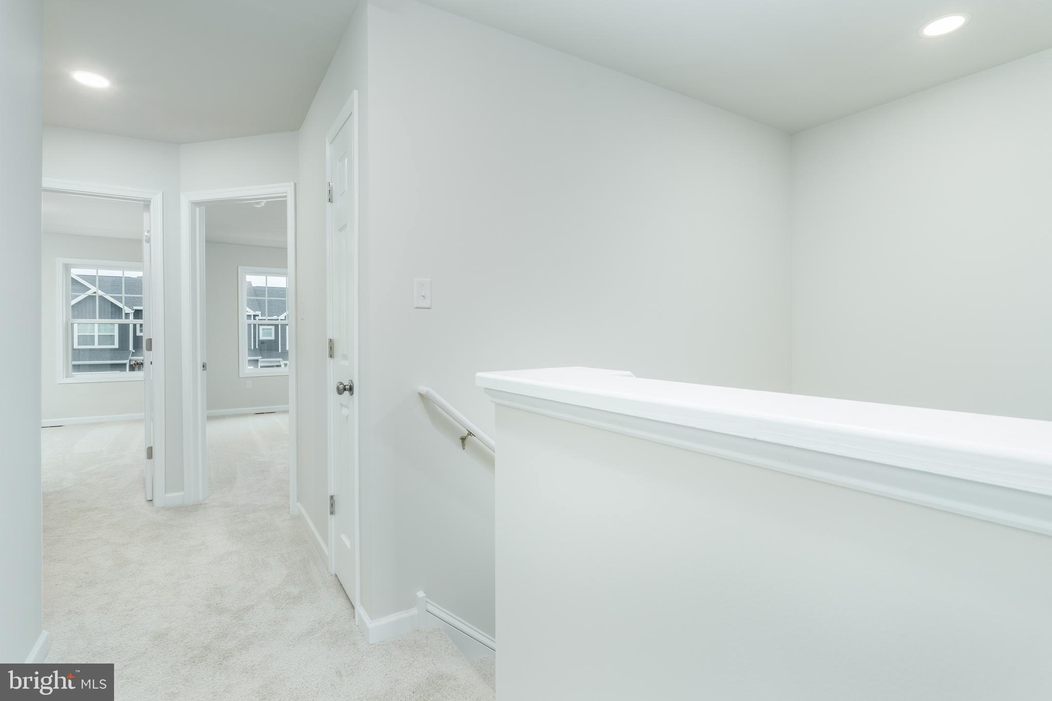 GRAYS POINTE - Residential