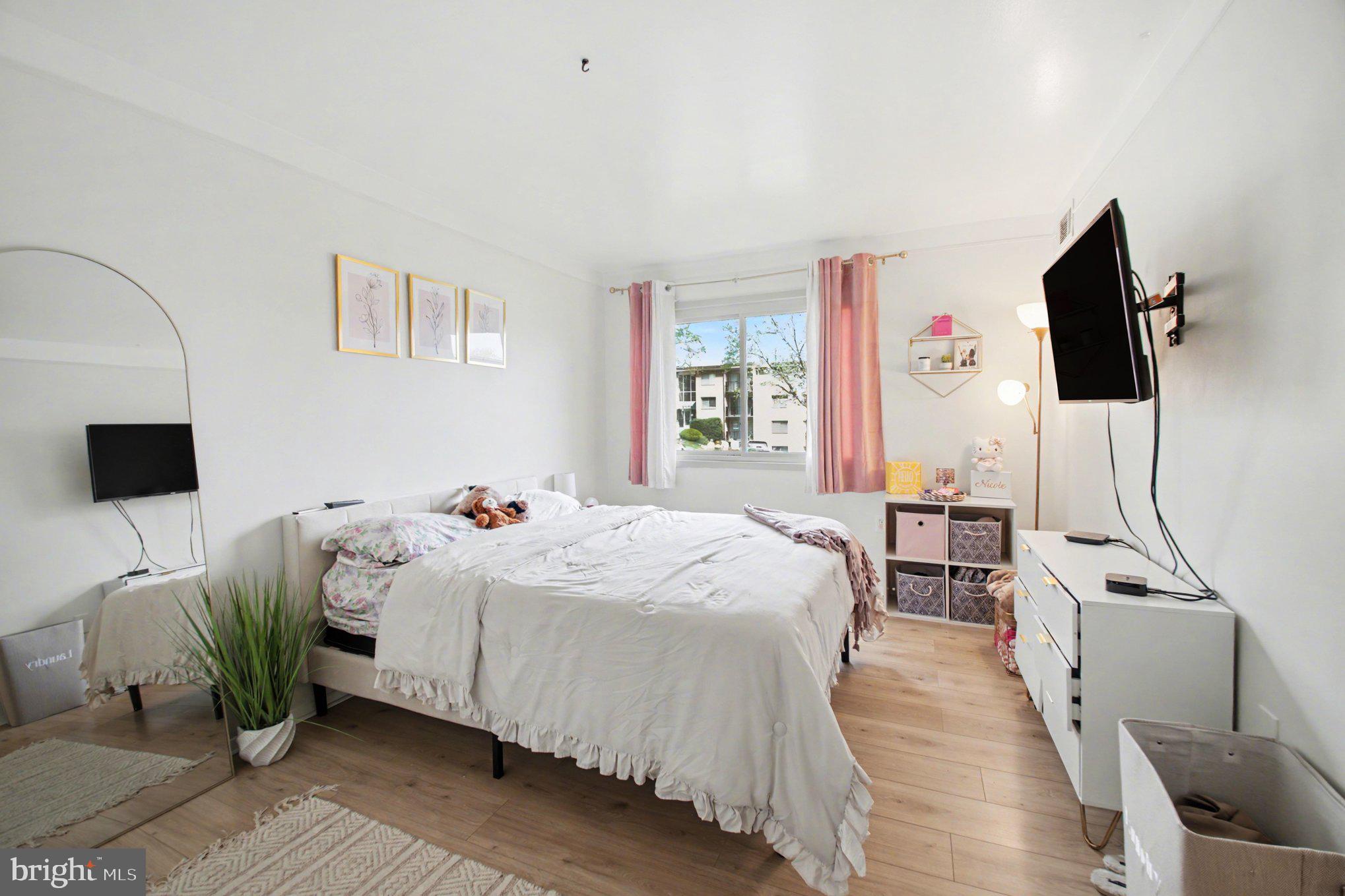 OCCOQUAN RIDGE - Residential