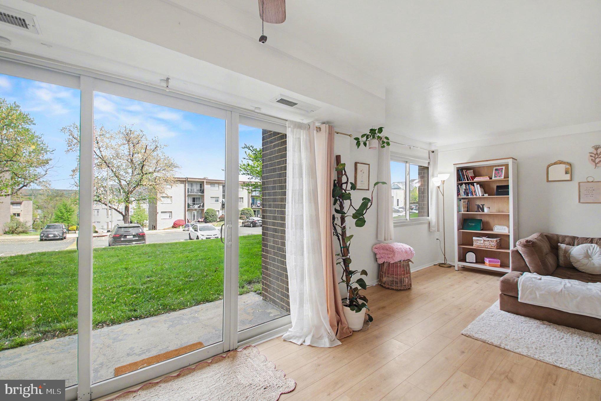 OCCOQUAN RIDGE - Residential