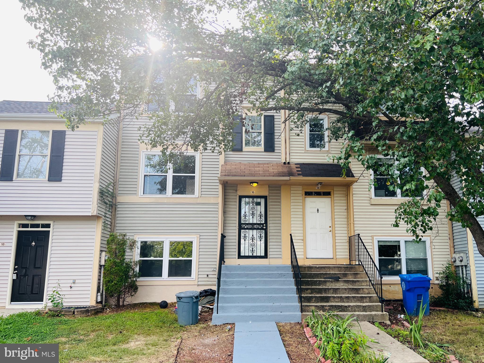 RIVERSIDE RUN IND HEAD - Residential