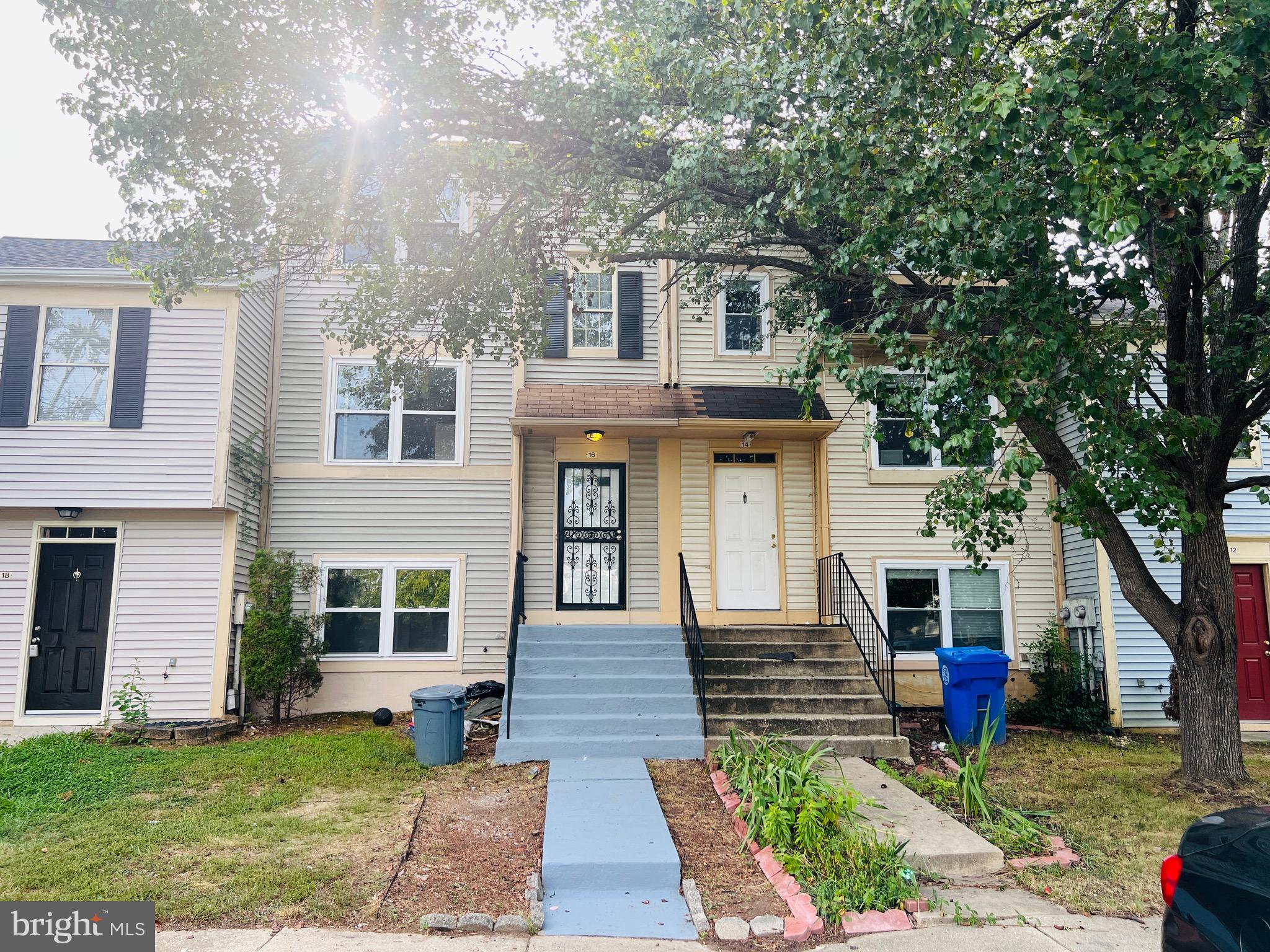 RIVERSIDE RUN IND HEAD - Residential