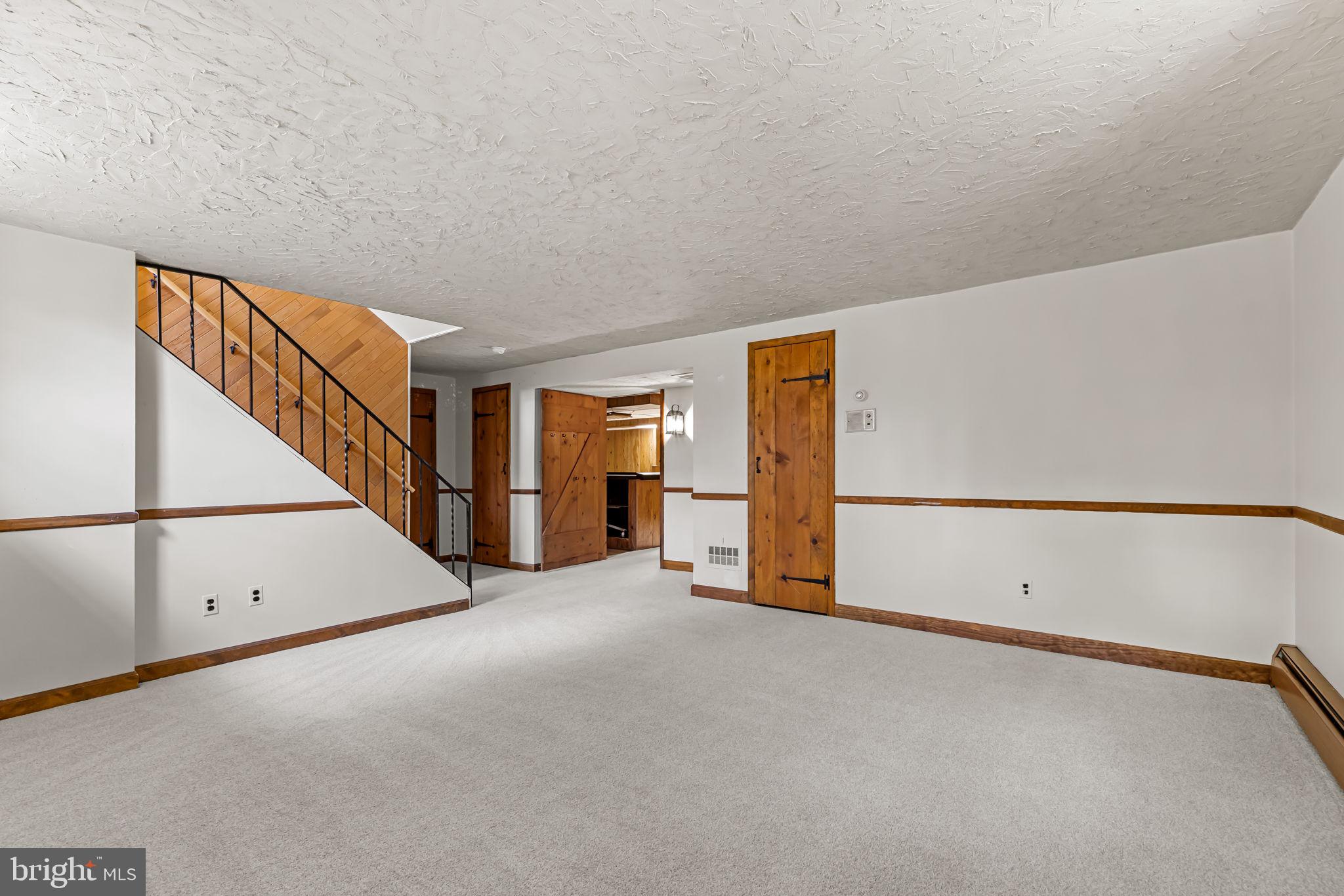 VALLEY WOOD - Residential