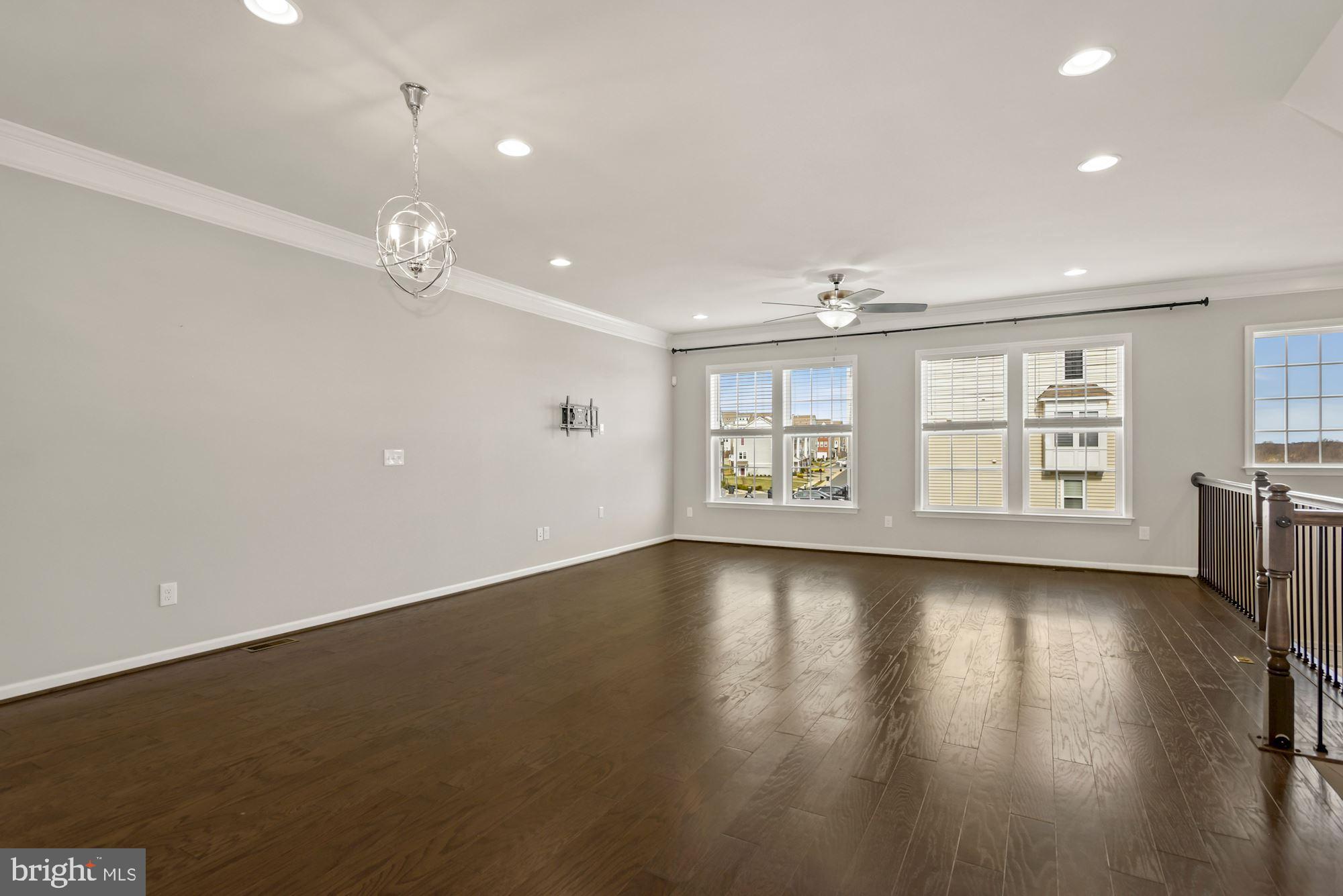 45025 GRADUATE TERRACE