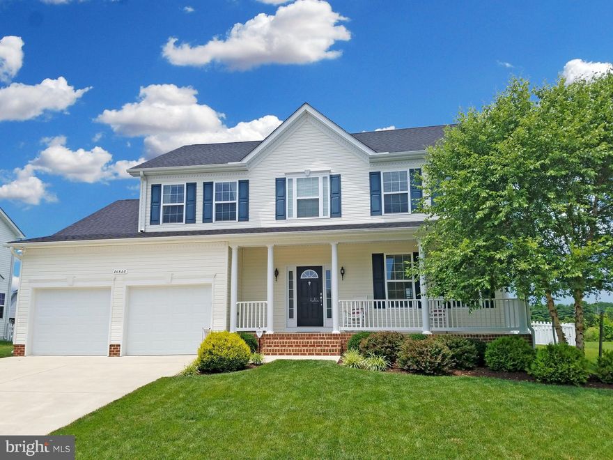 Gorgeous Home with Gleaming Hardwds & Open Floorplan. Bright KIT with Granite, Stainless Appls, Gas Range & BKFST Bar overlooks FAM Rm with Gas FP. Large Master Suite with Walk-in. MBath with Soaker Tub & Large Tiled Shower. Fully Finished BSMT with Gym, Pool Table and 2nd FAM Rm with Built-in Cabinetry. Incredible Backyard with Custom Grill Station, Pergola and Firepit. Charming & Beautiful.