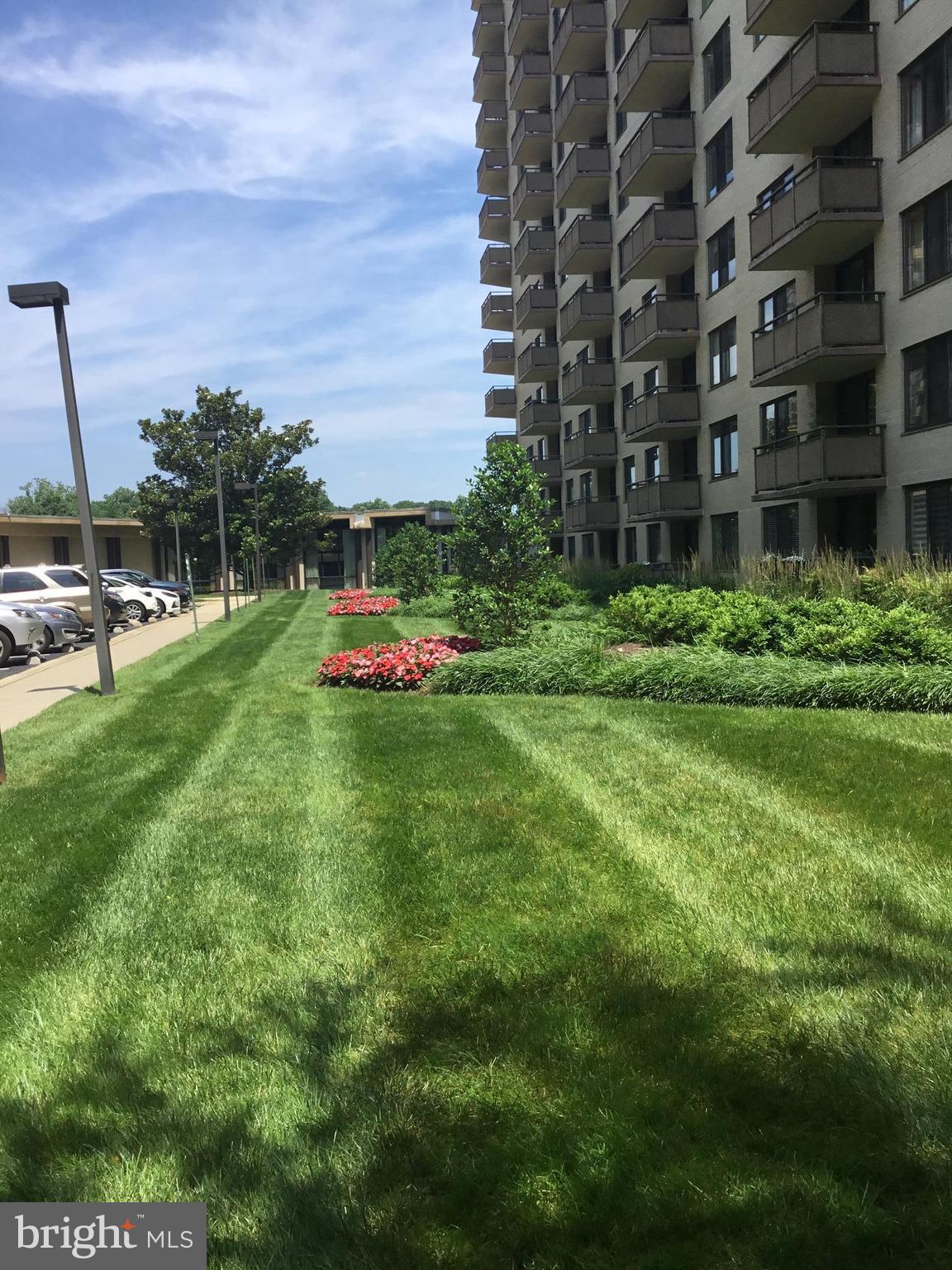 PROMENADE TOWERS - Residential Lease