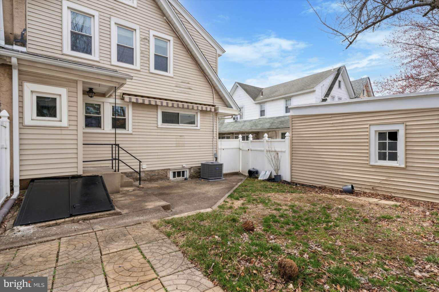 ARONIMINK - Residential