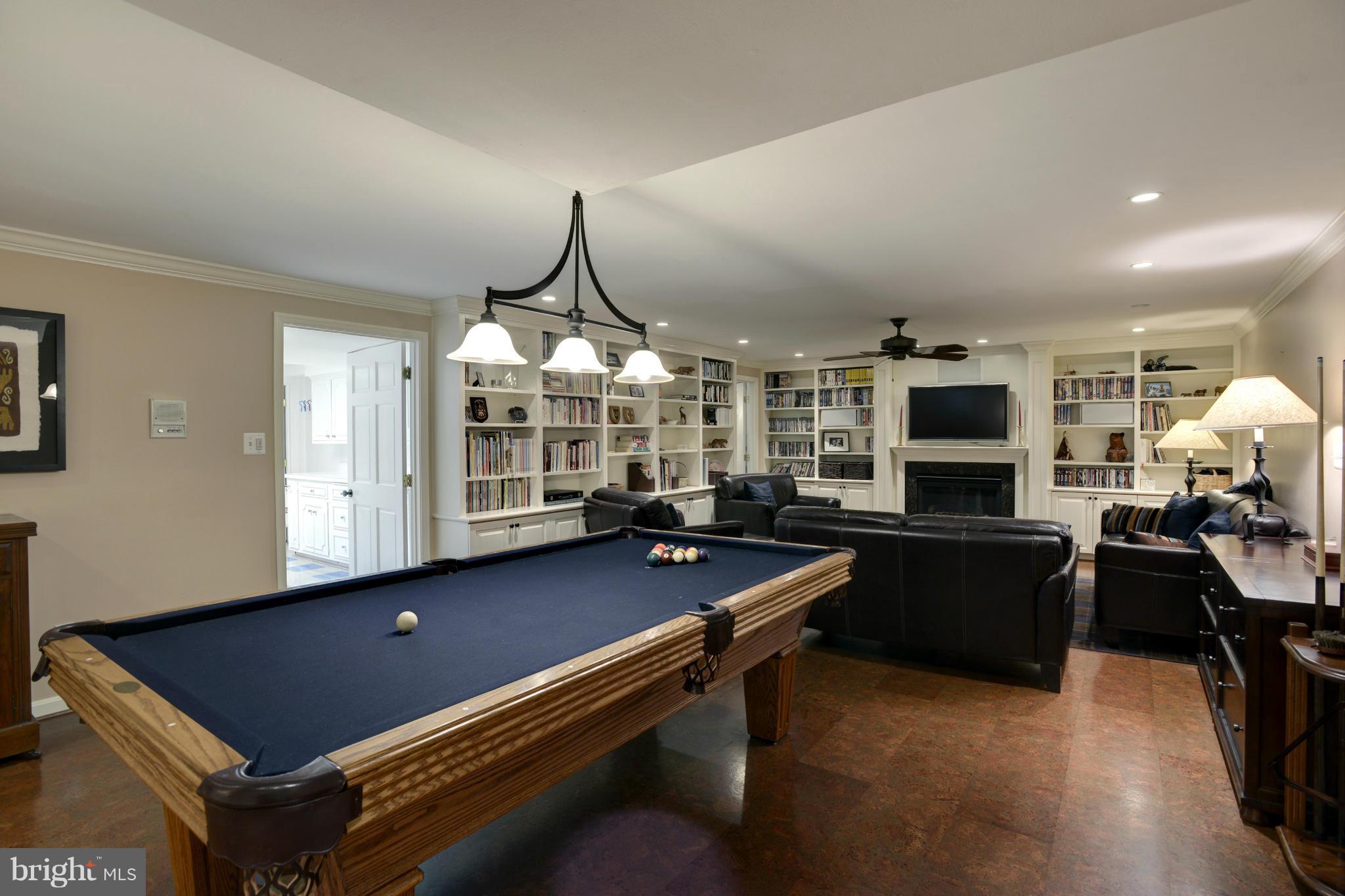 BURNING TREE ESTATES - Residential