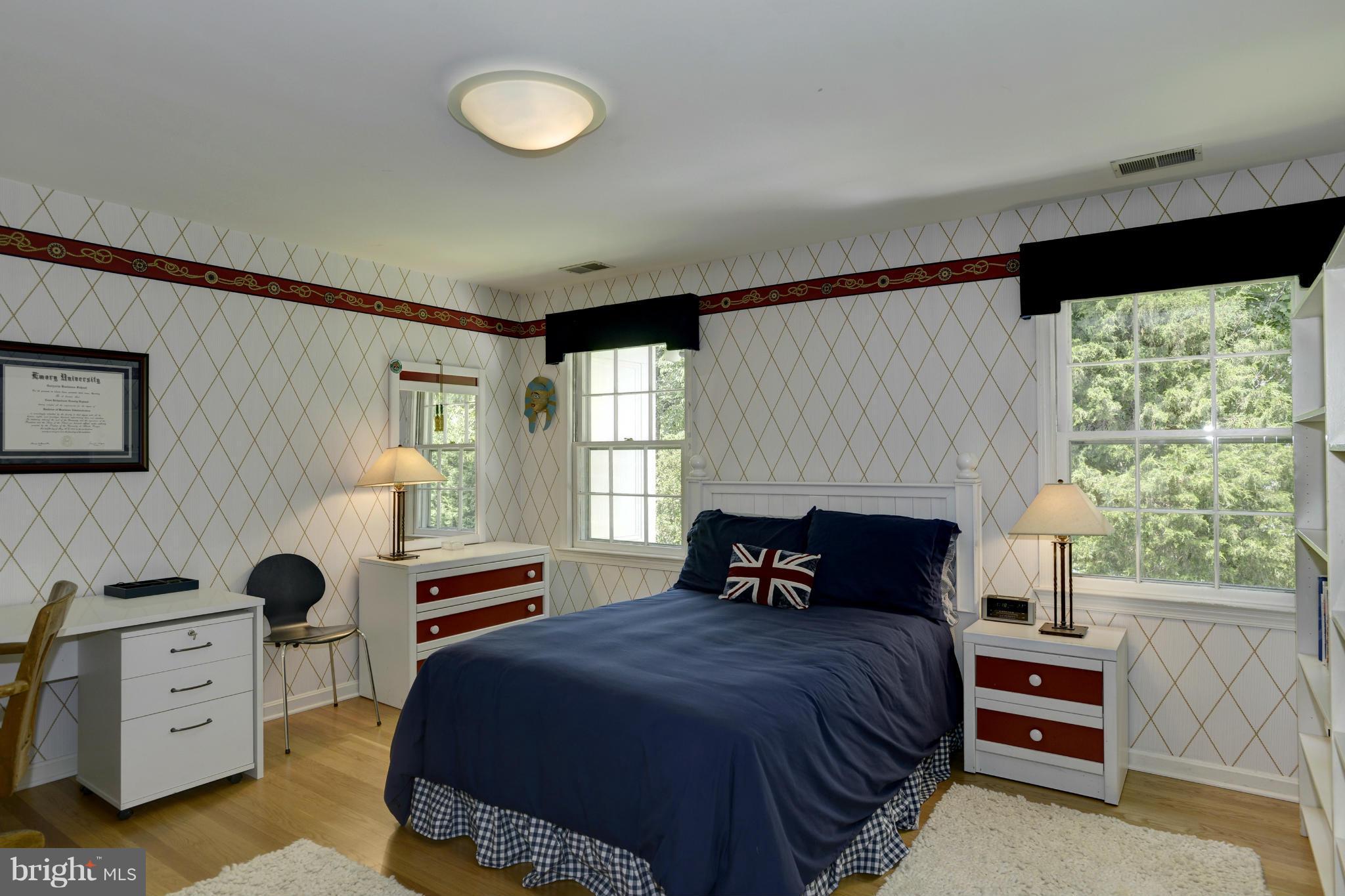 BURNING TREE ESTATES - Residential