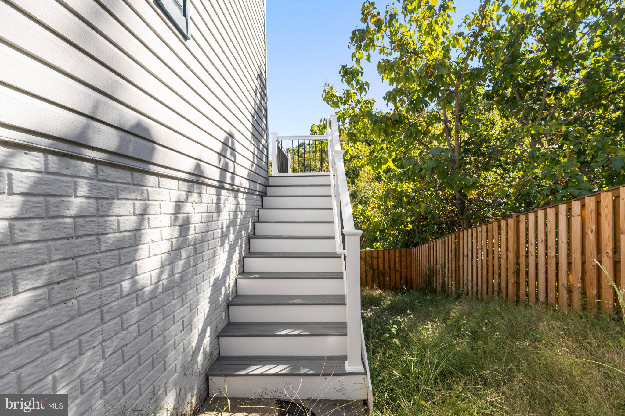 1011 HIGHPOINTE BOULEVARD
