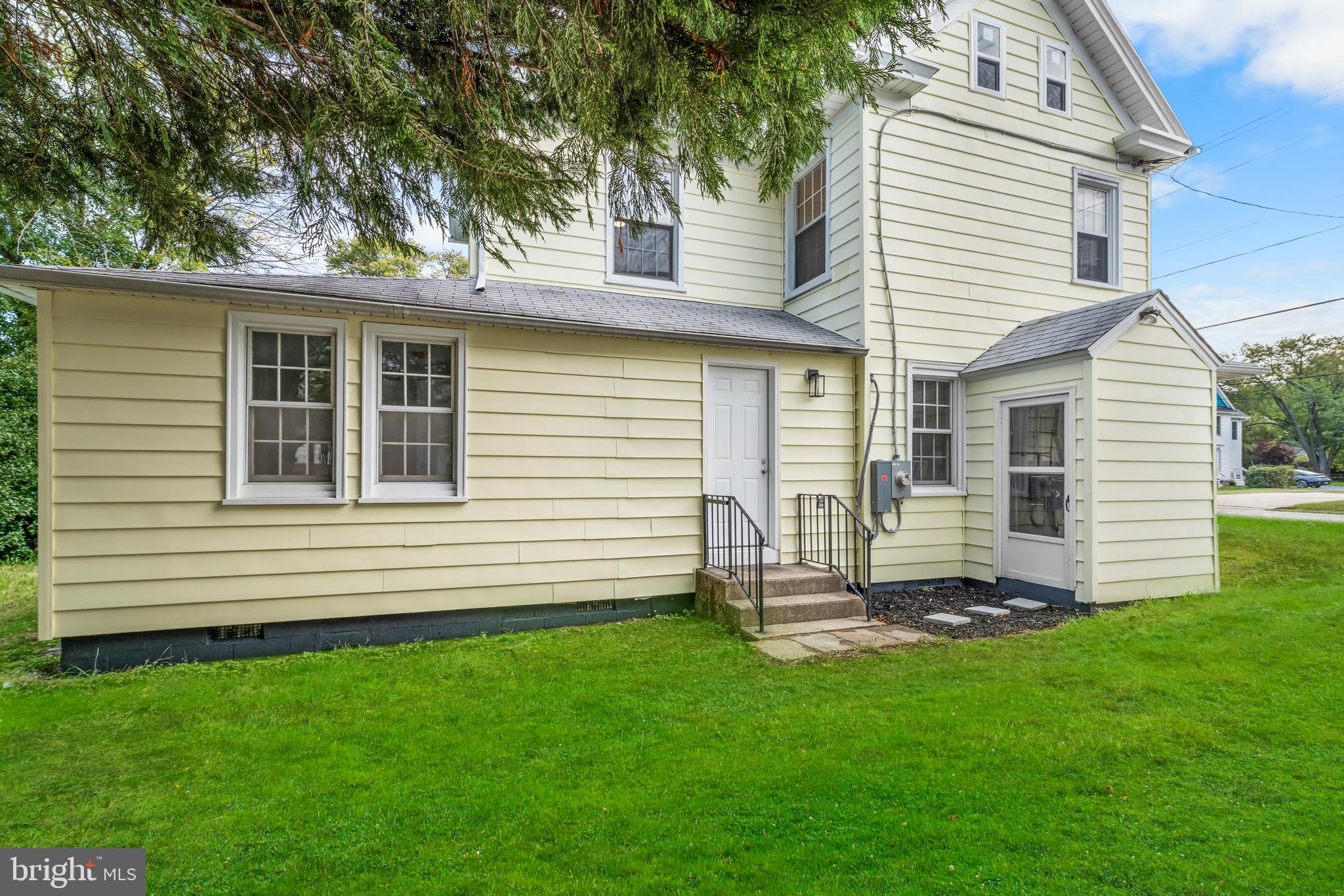 STEVENSVILLE - Residential