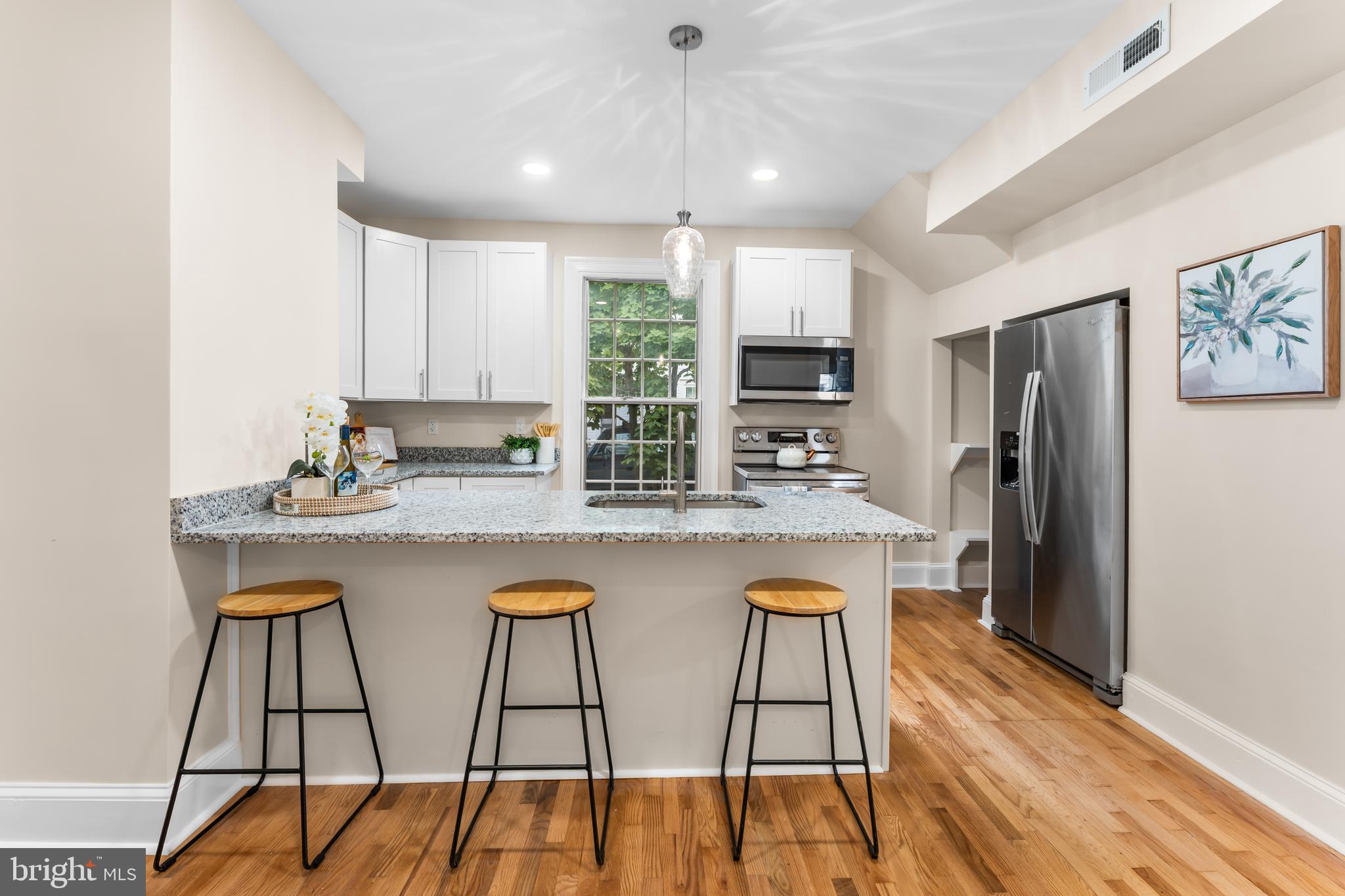 STEVENSVILLE - Residential