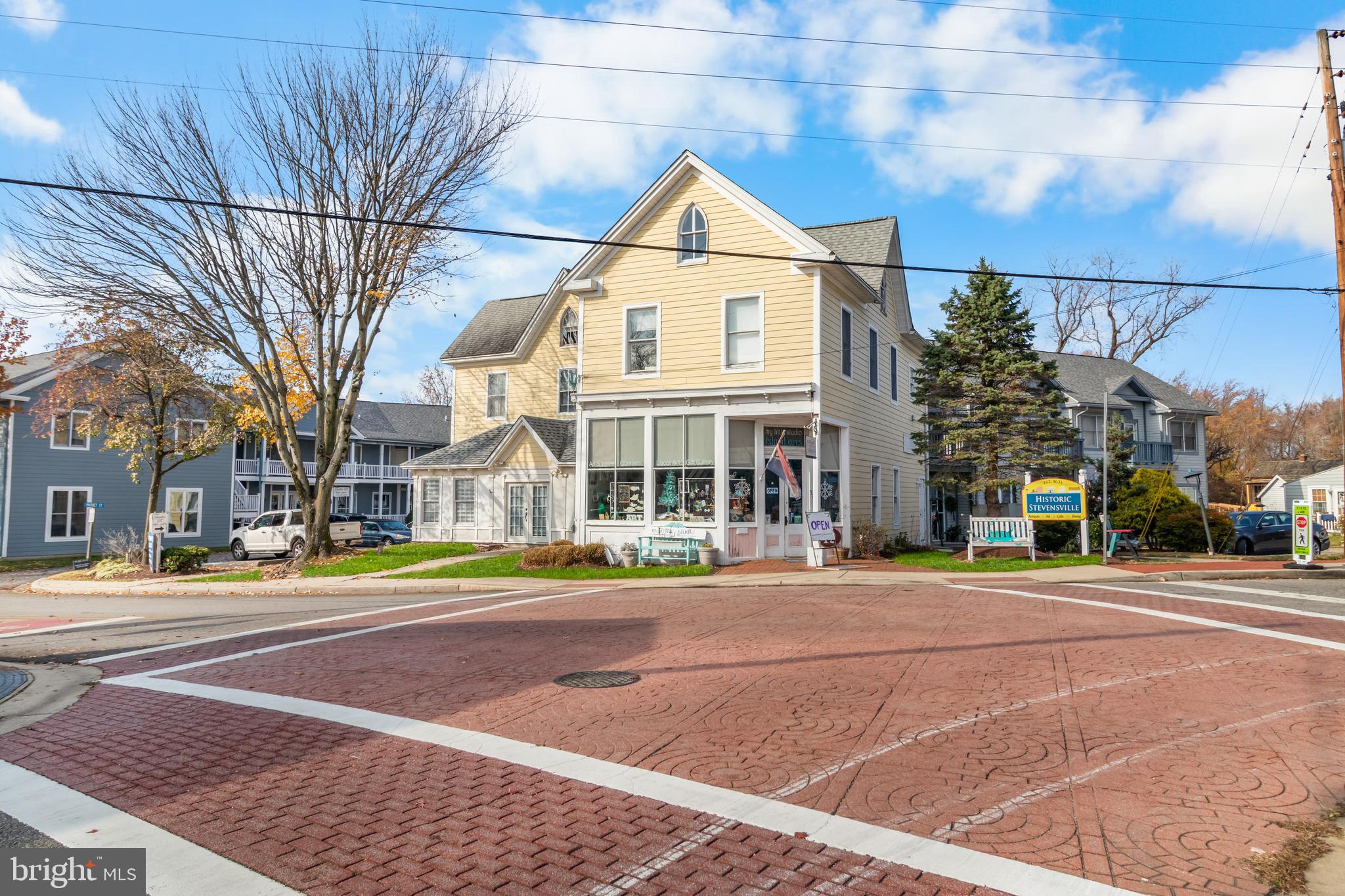 STEVENSVILLE - Residential