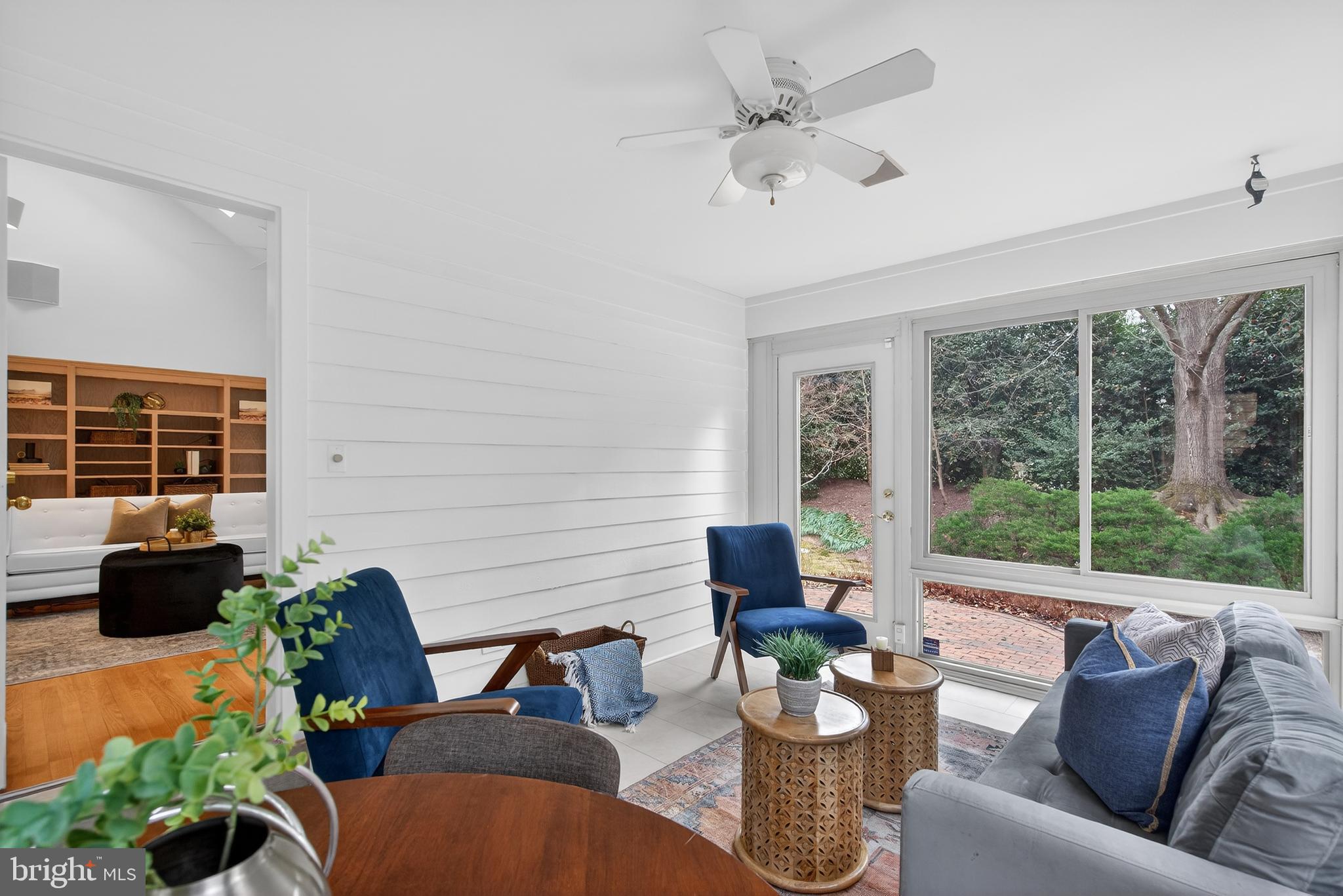 RESTON - Residential