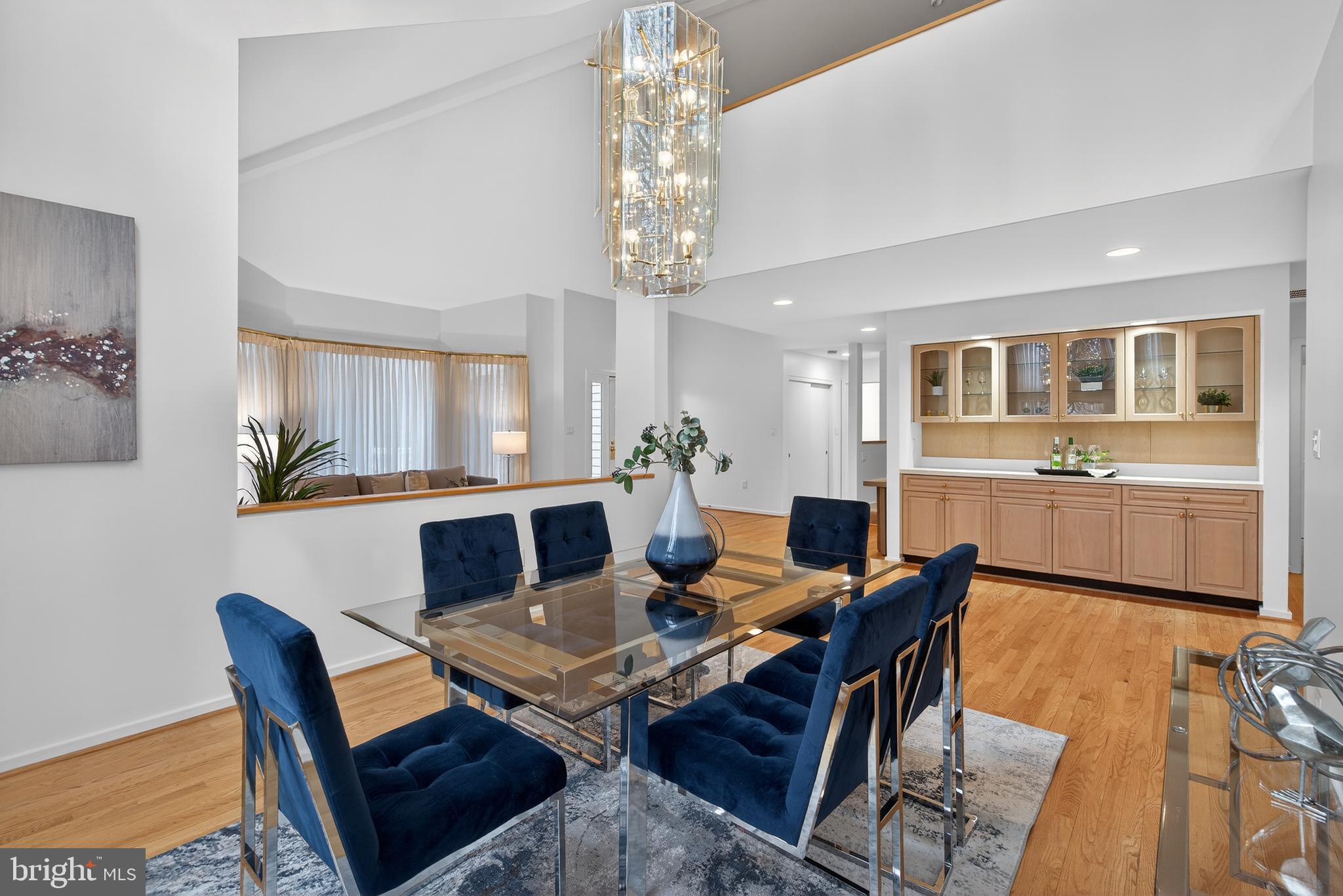 RESTON - Residential