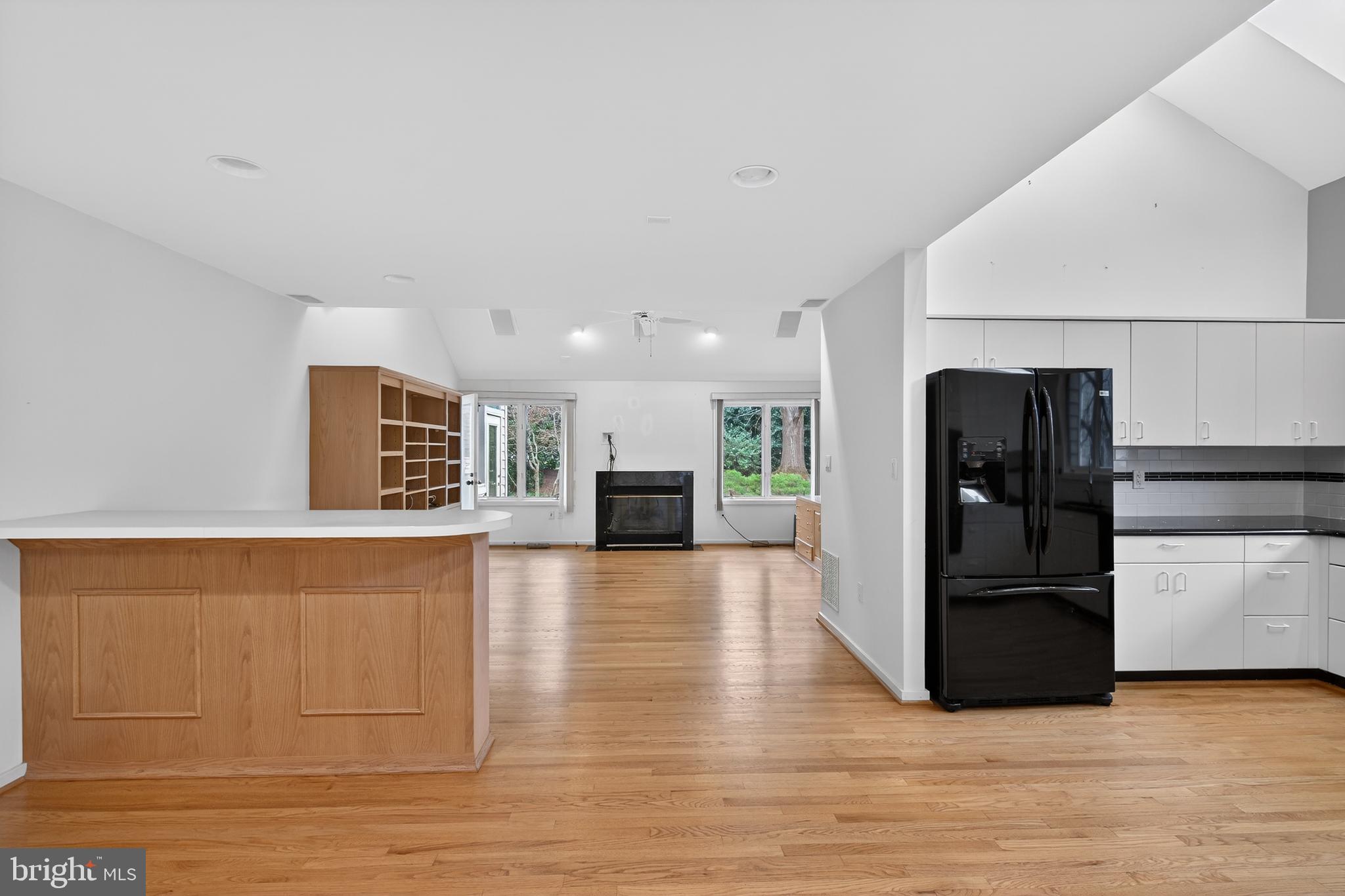 RESTON - Residential