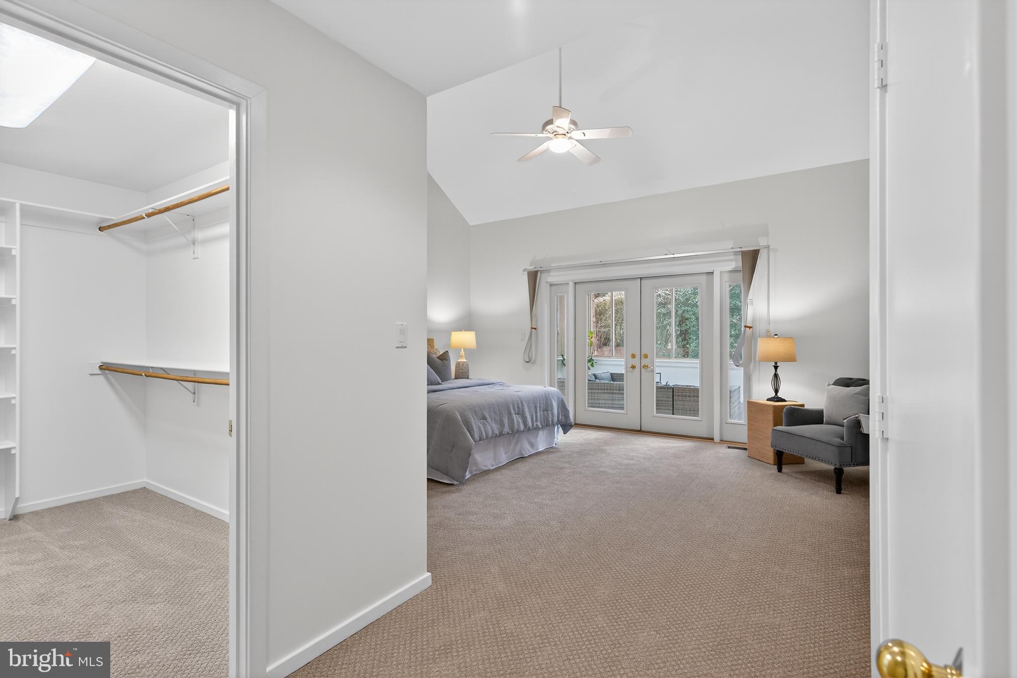 RESTON - Residential