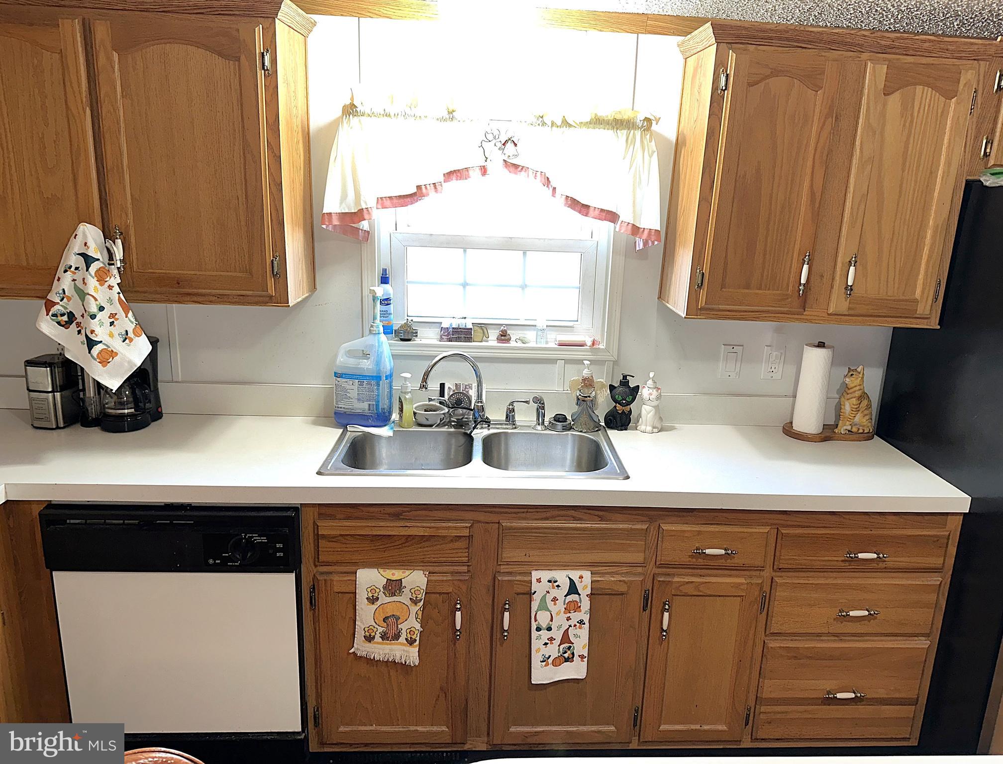 WAYSONS WOODS MANUFACTURED HOME COMMUNITY - Residential