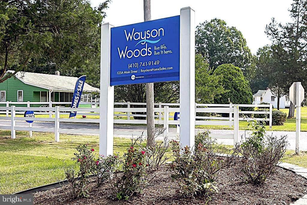 WAYSONS WOODS MANUFACTURED HOME COMMUNITY - Residential