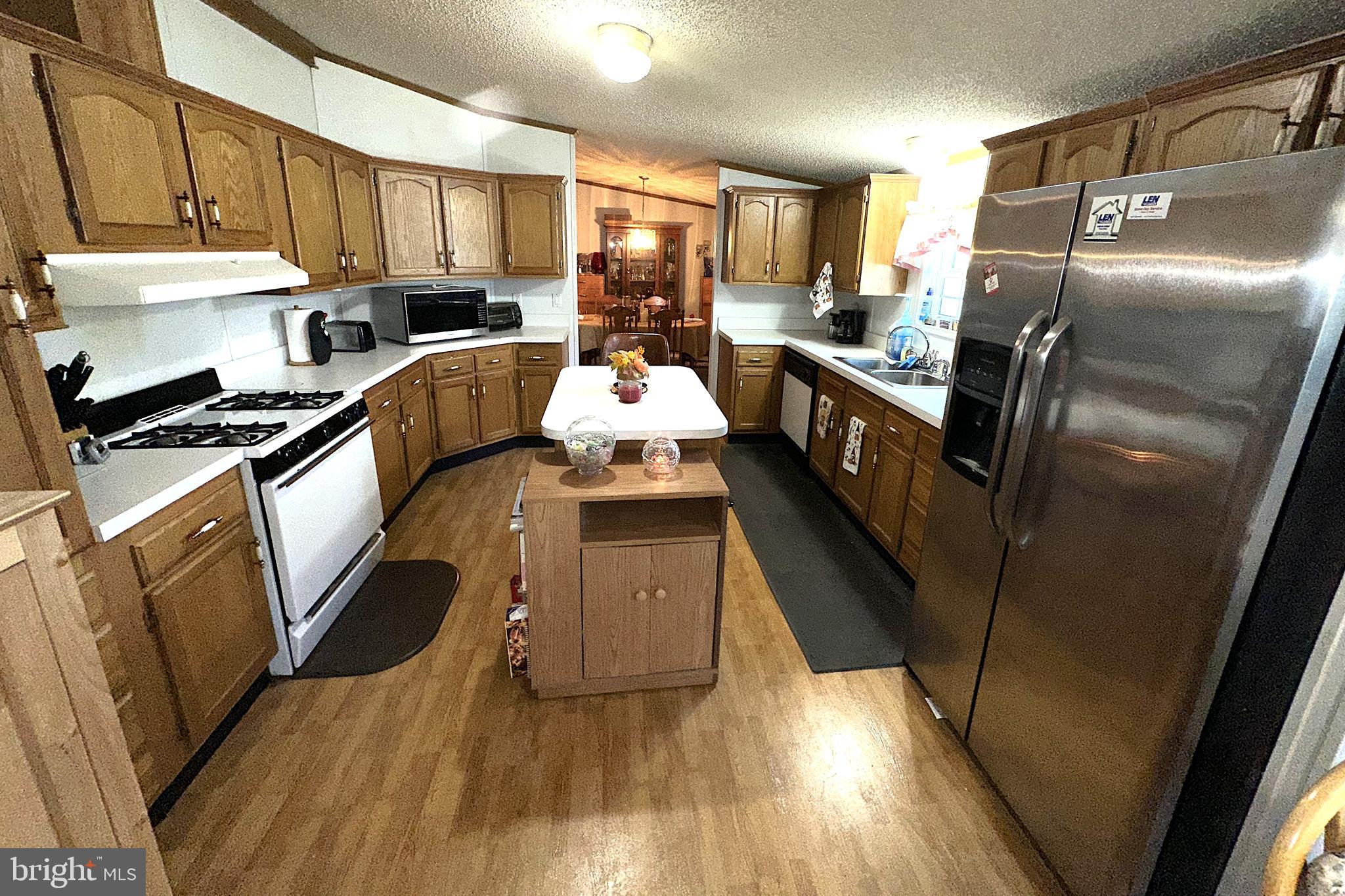 WAYSONS WOODS MANUFACTURED HOME COMMUNITY - Residential