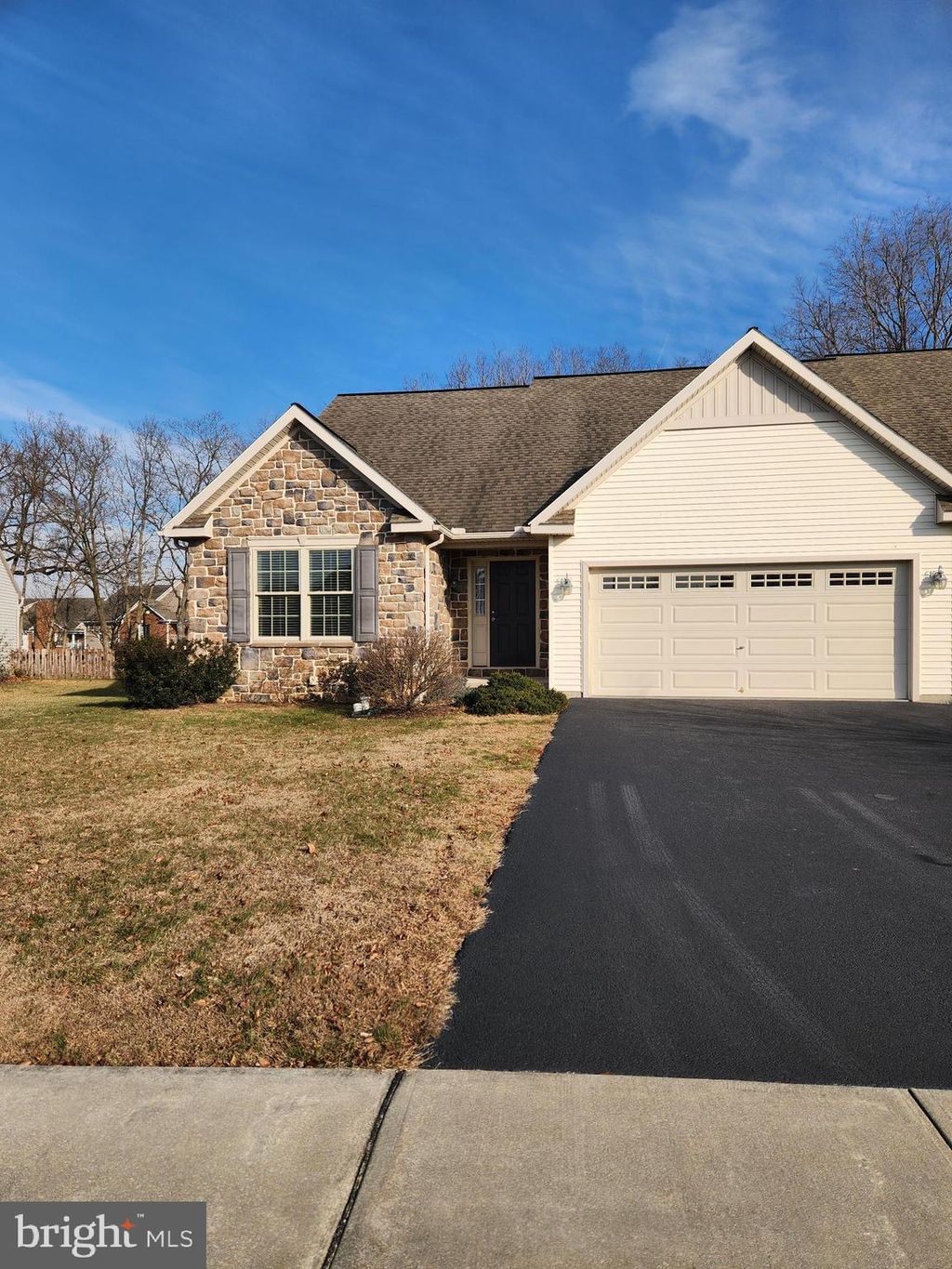Photo of 5315 Oak Leaf Drive, MOUNT JOY, PA 17552 (MLS # PALA2079308)