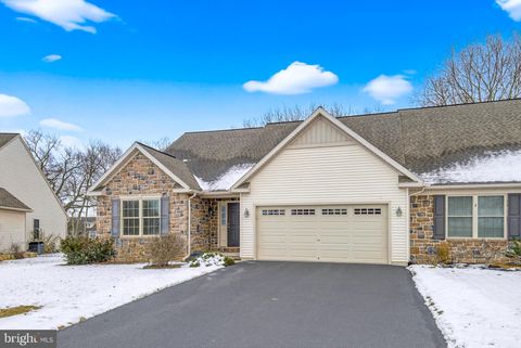 5315 OAK LEAF DRIVE MOUNT JOY PA 17552