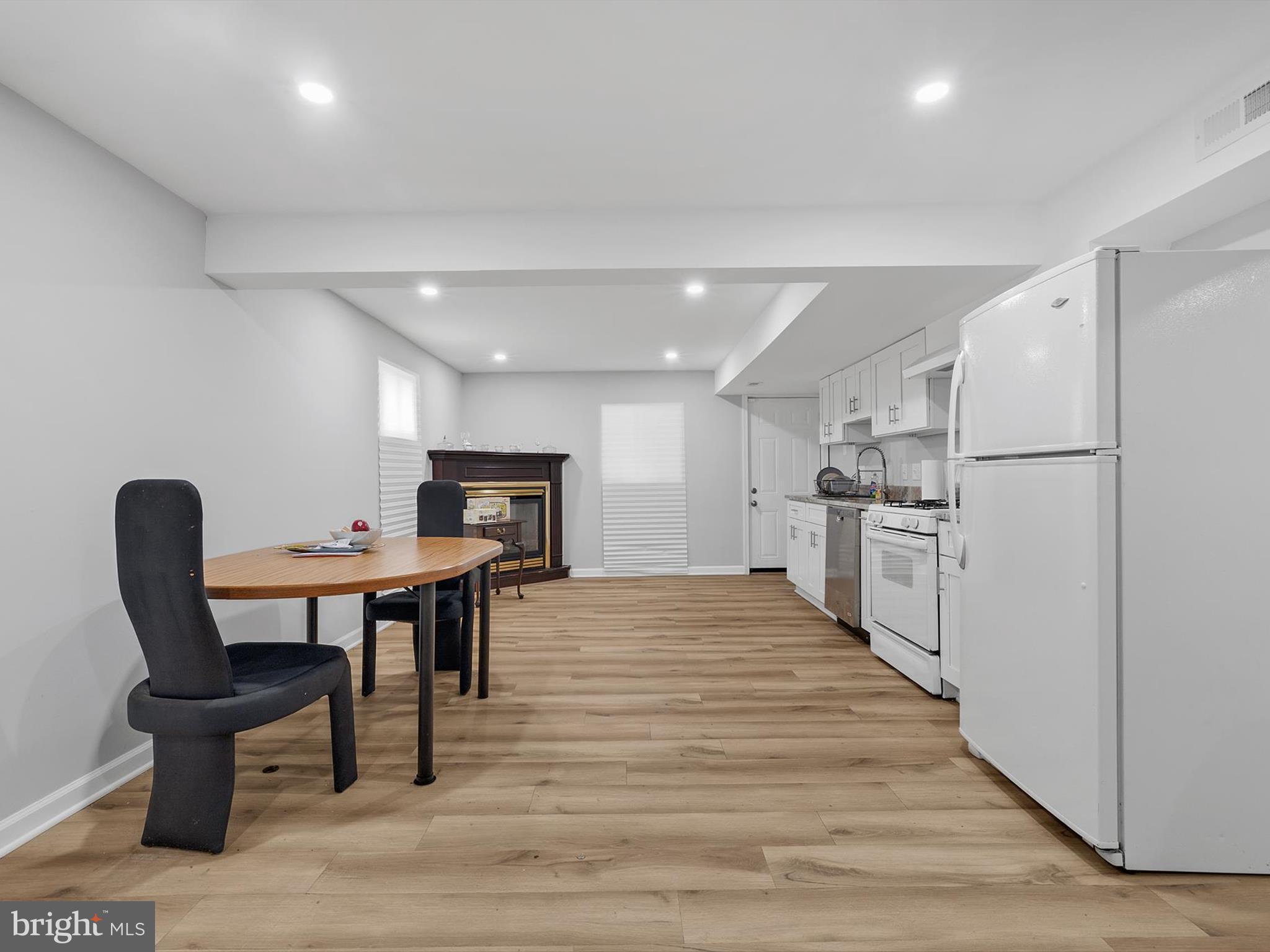 RIVER RIDGE - Residential