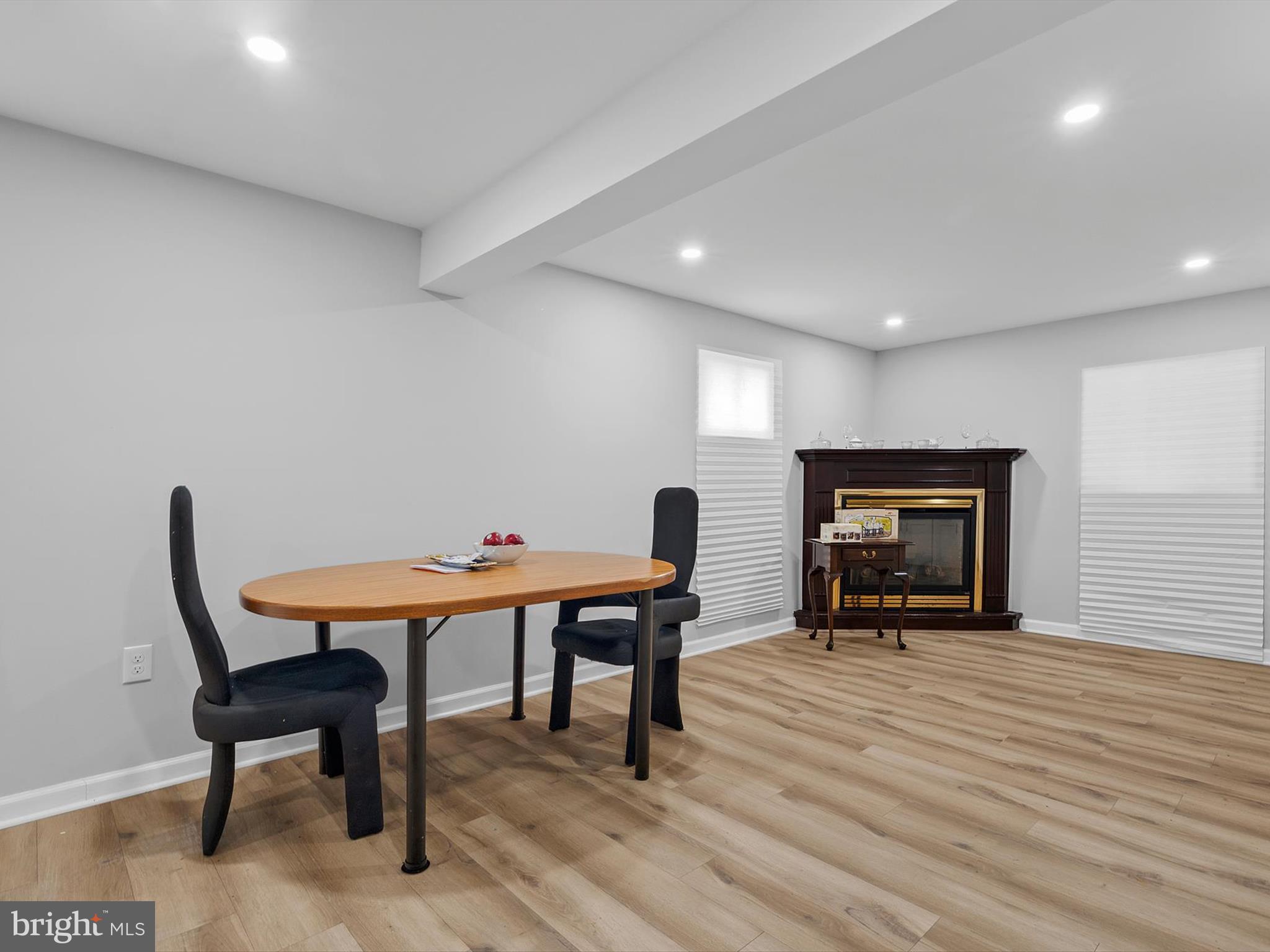 RIVER RIDGE - Residential