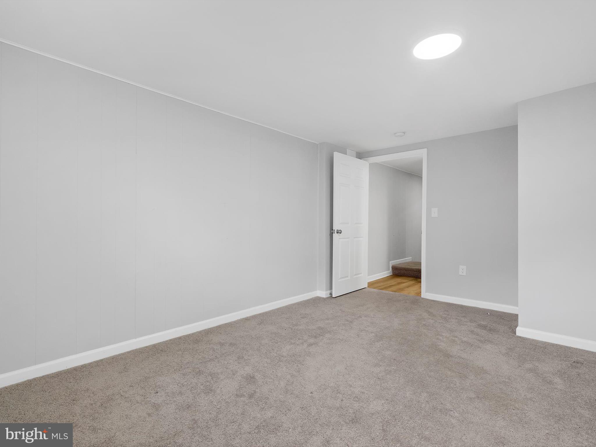 RIVER RIDGE - Residential