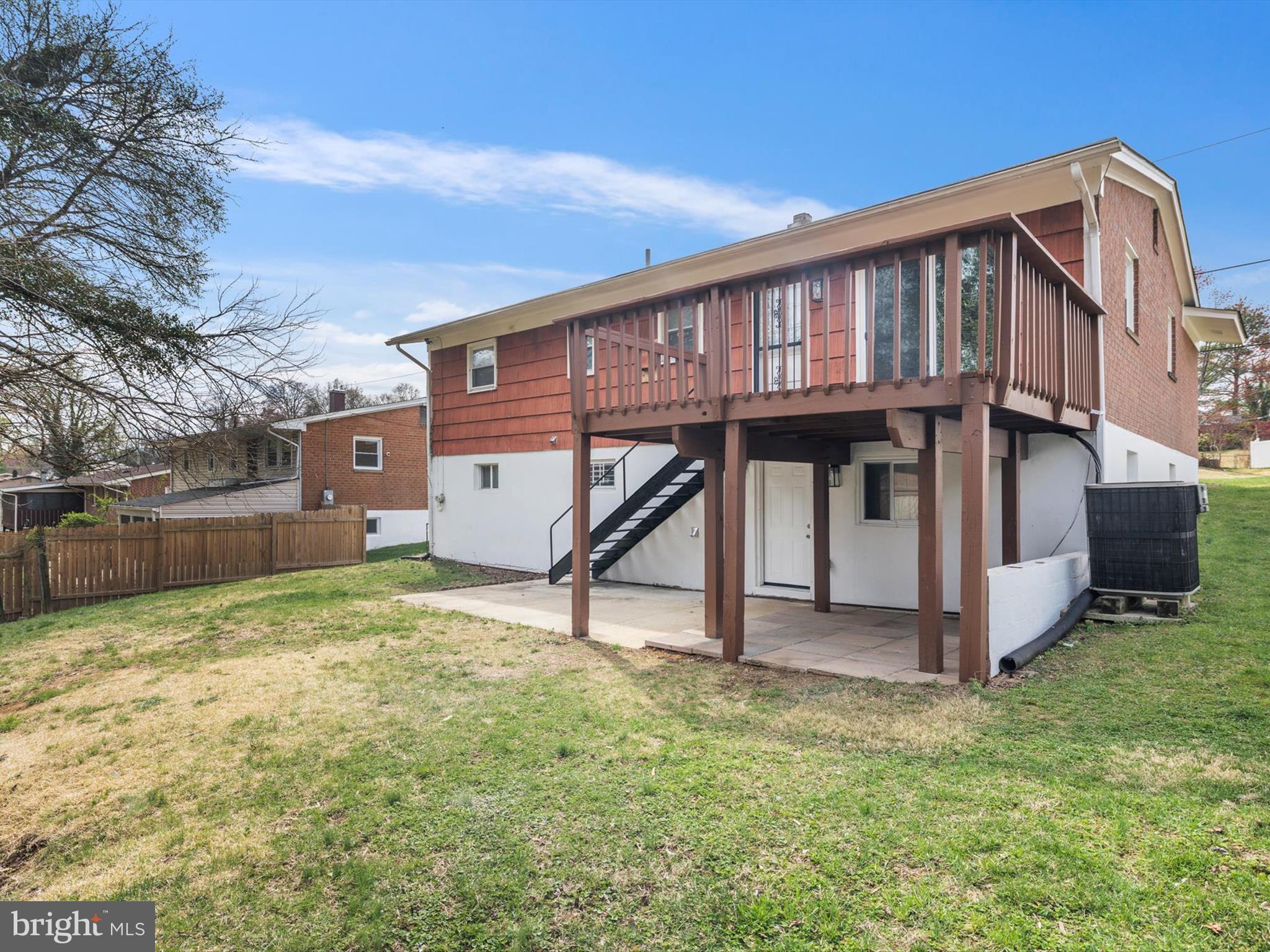 RIVER RIDGE - Residential