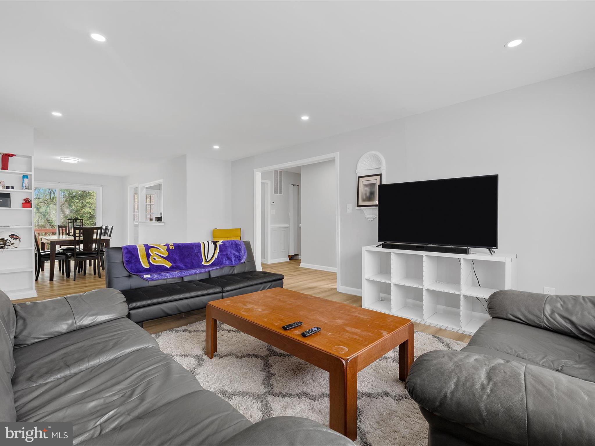 RIVER RIDGE - Residential