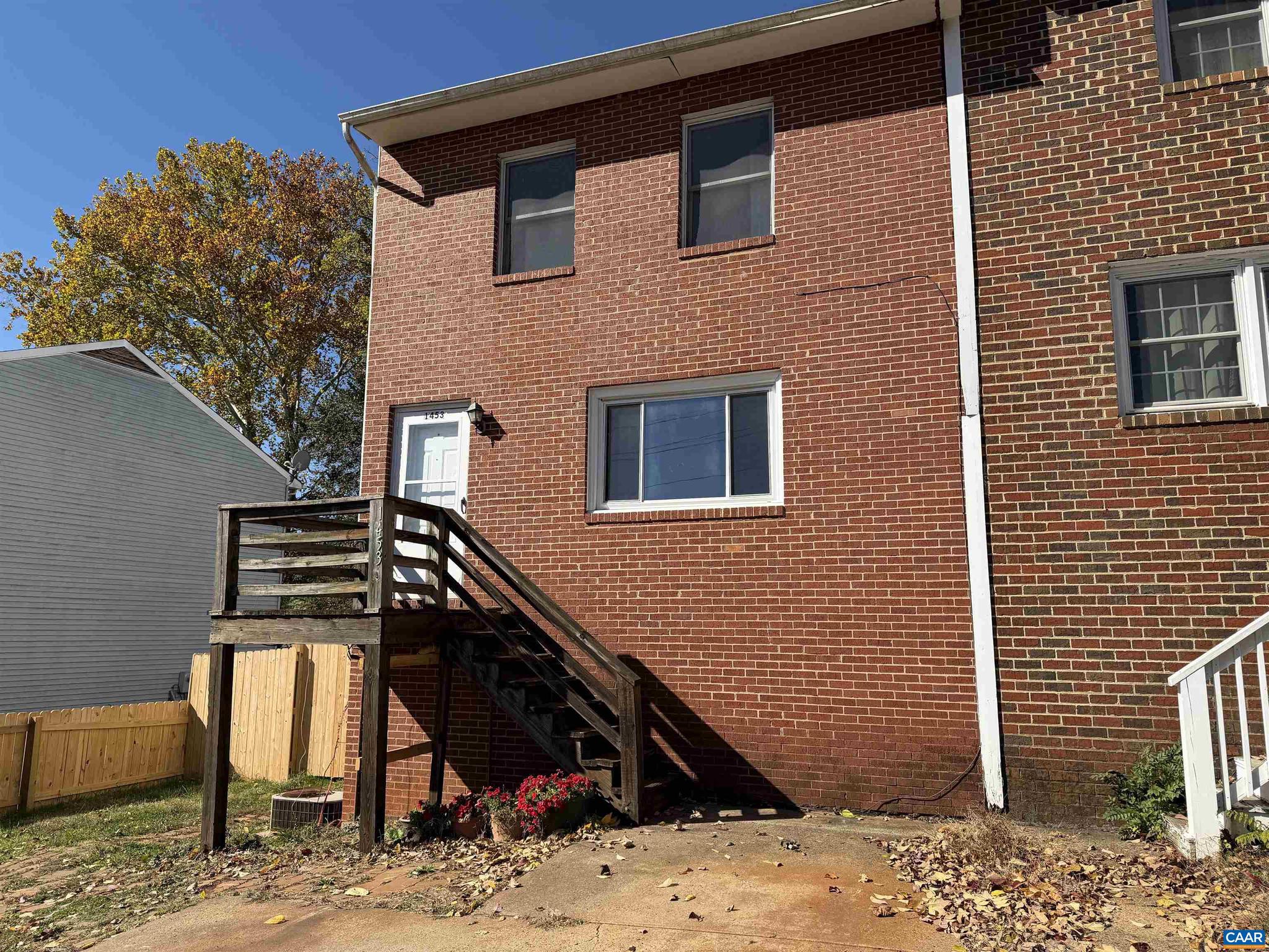 BELMONT - Residential