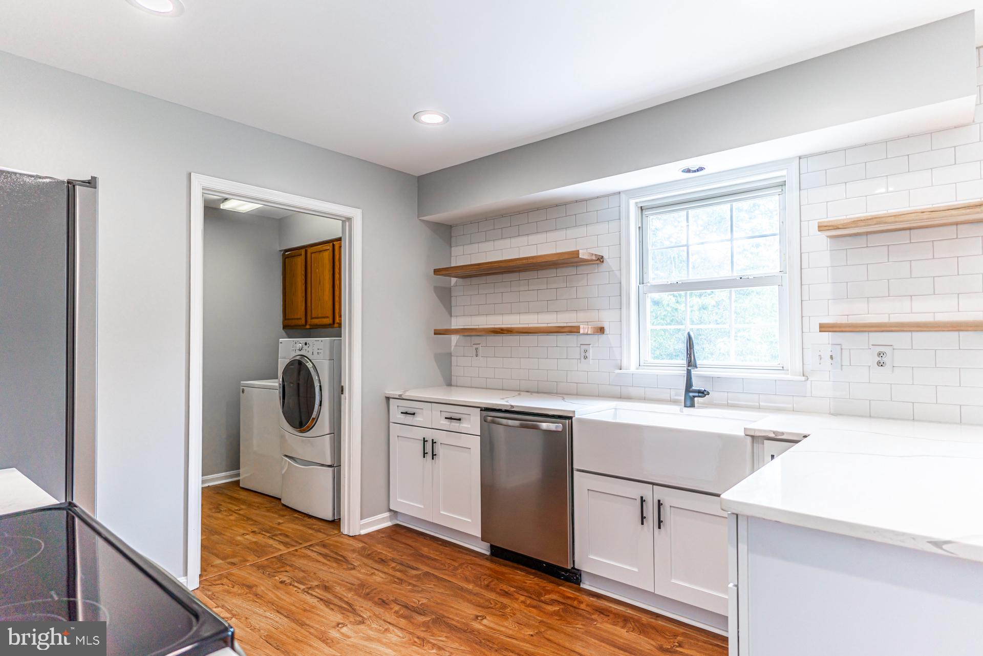 WILLIAMSBURG - Residential Lease