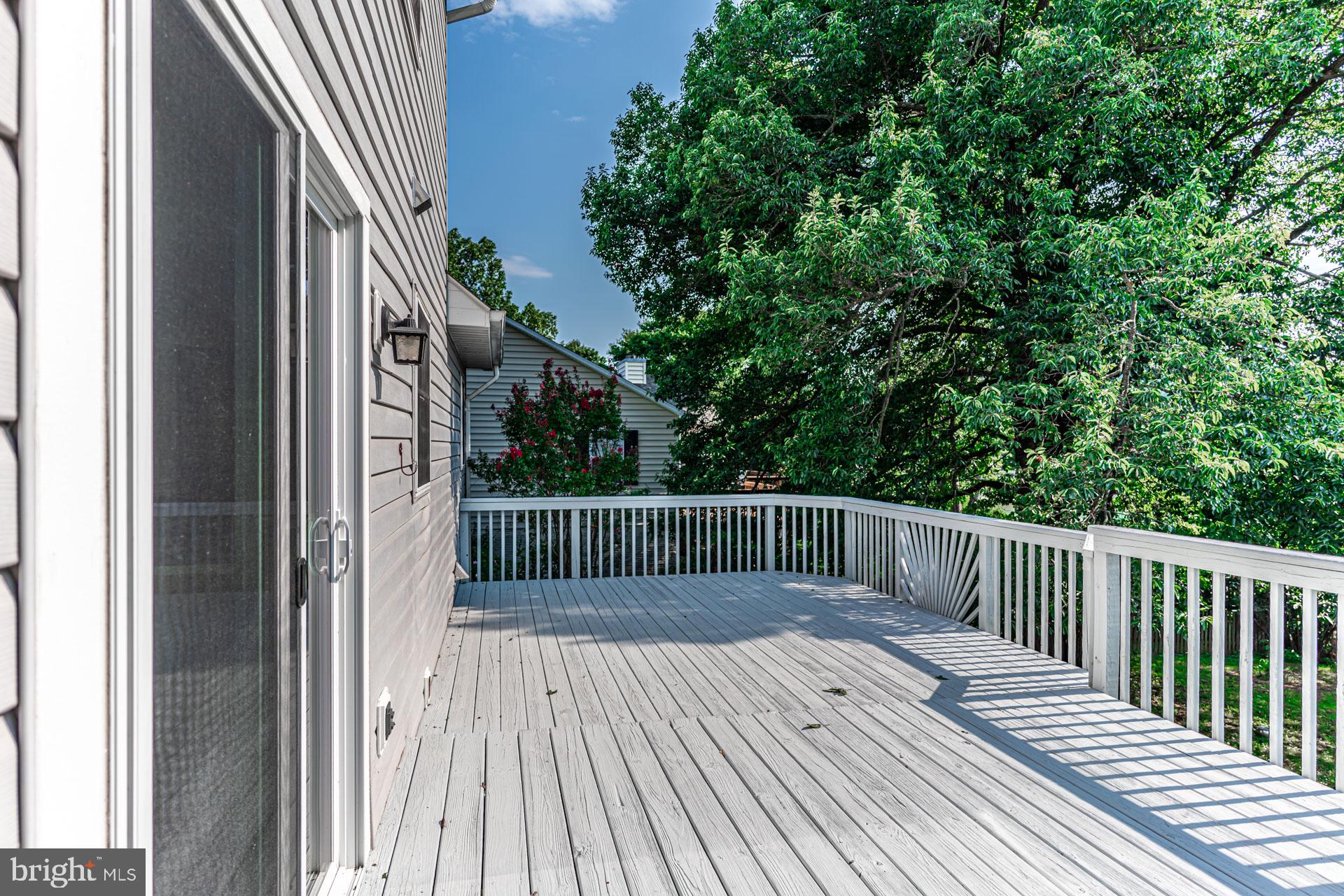 WILLIAMSBURG - Residential Lease