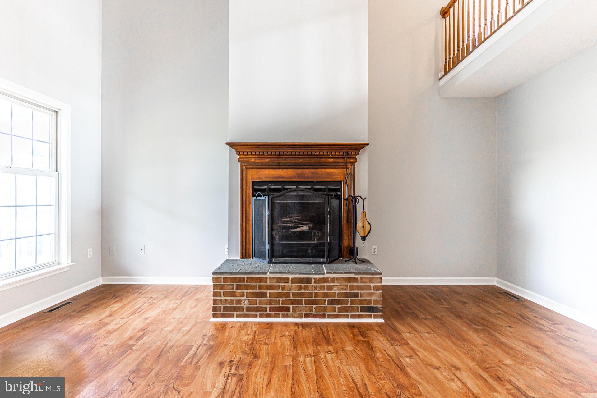 WILLIAMSBURG - Residential Lease