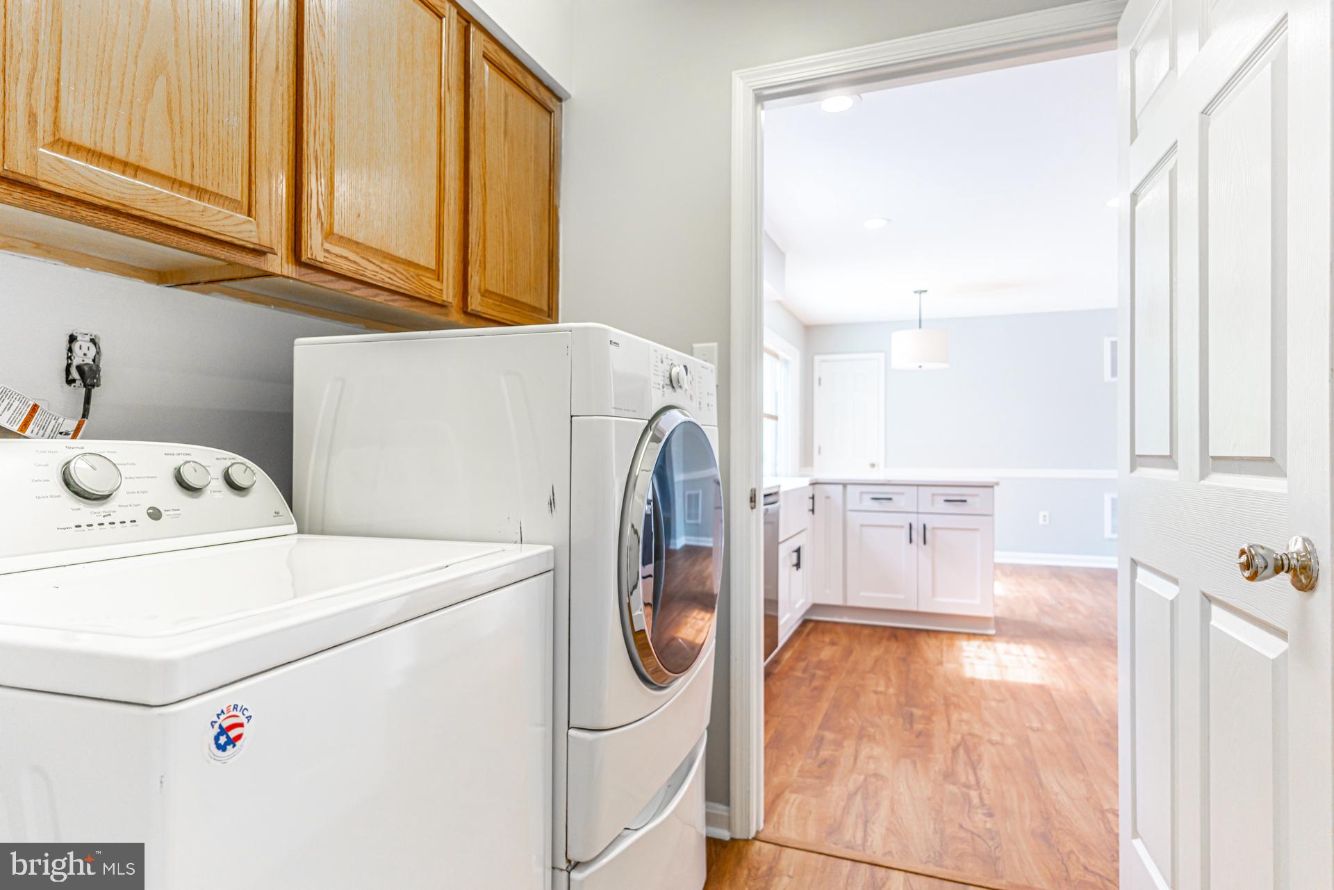 WILLIAMSBURG - Residential Lease