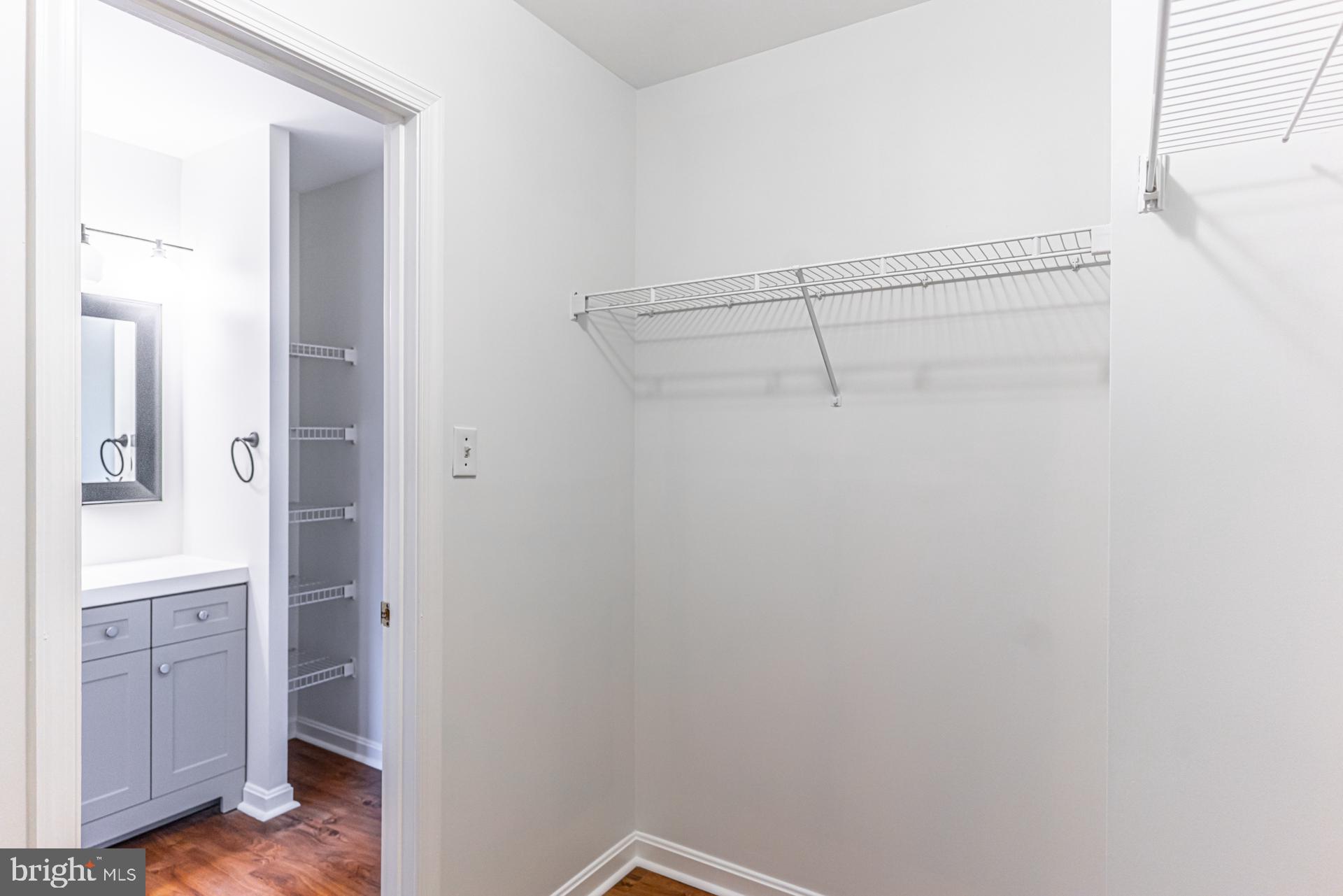 WILLIAMSBURG - Residential Lease