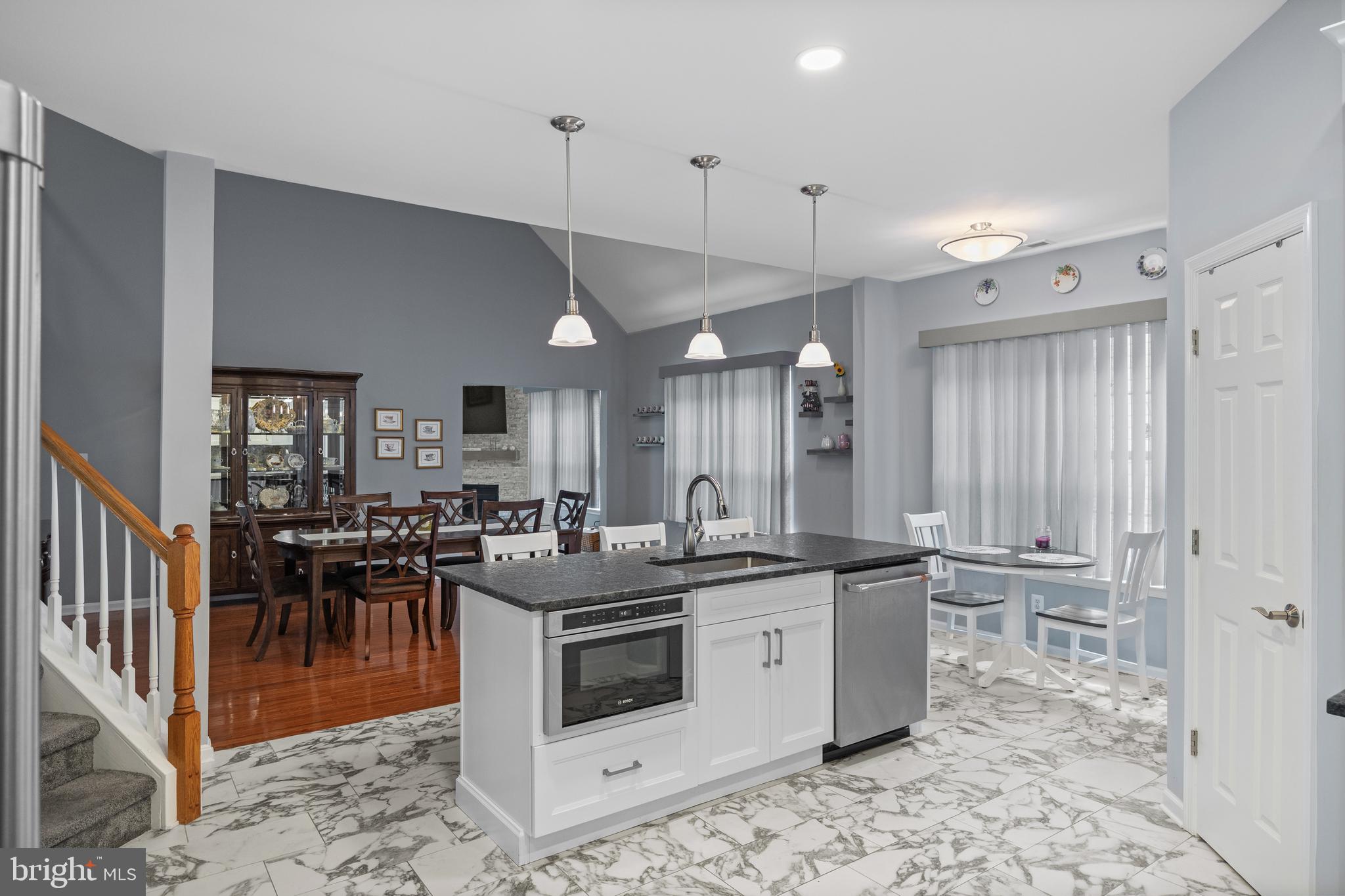 8 MCCAY WAY