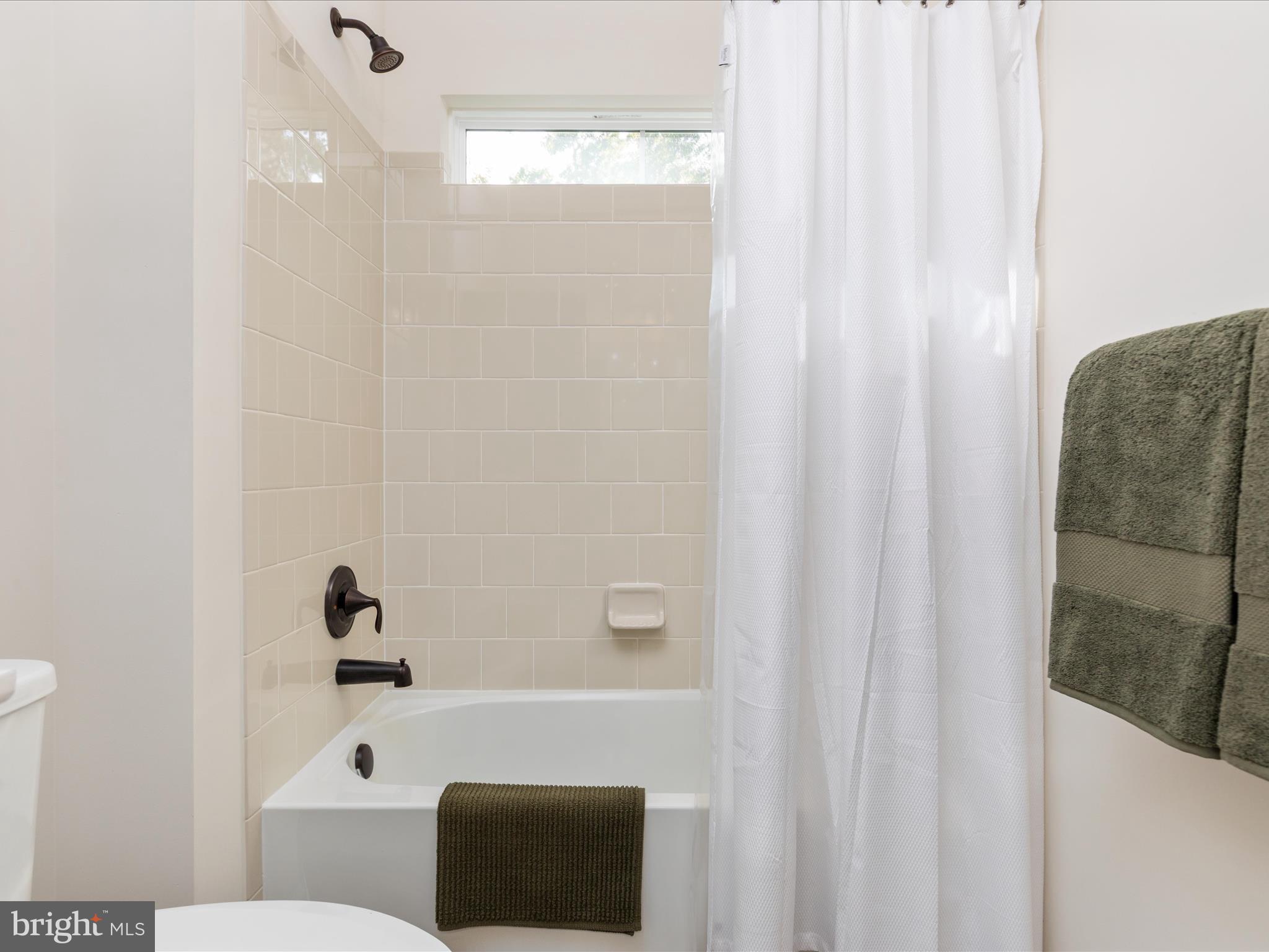 ESTATES OF CHANCELLORSVILLE - Residential