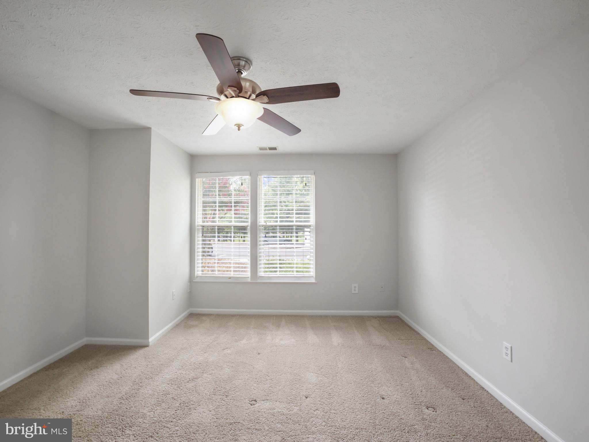 CHESTNUT GABLE - Residential Lease