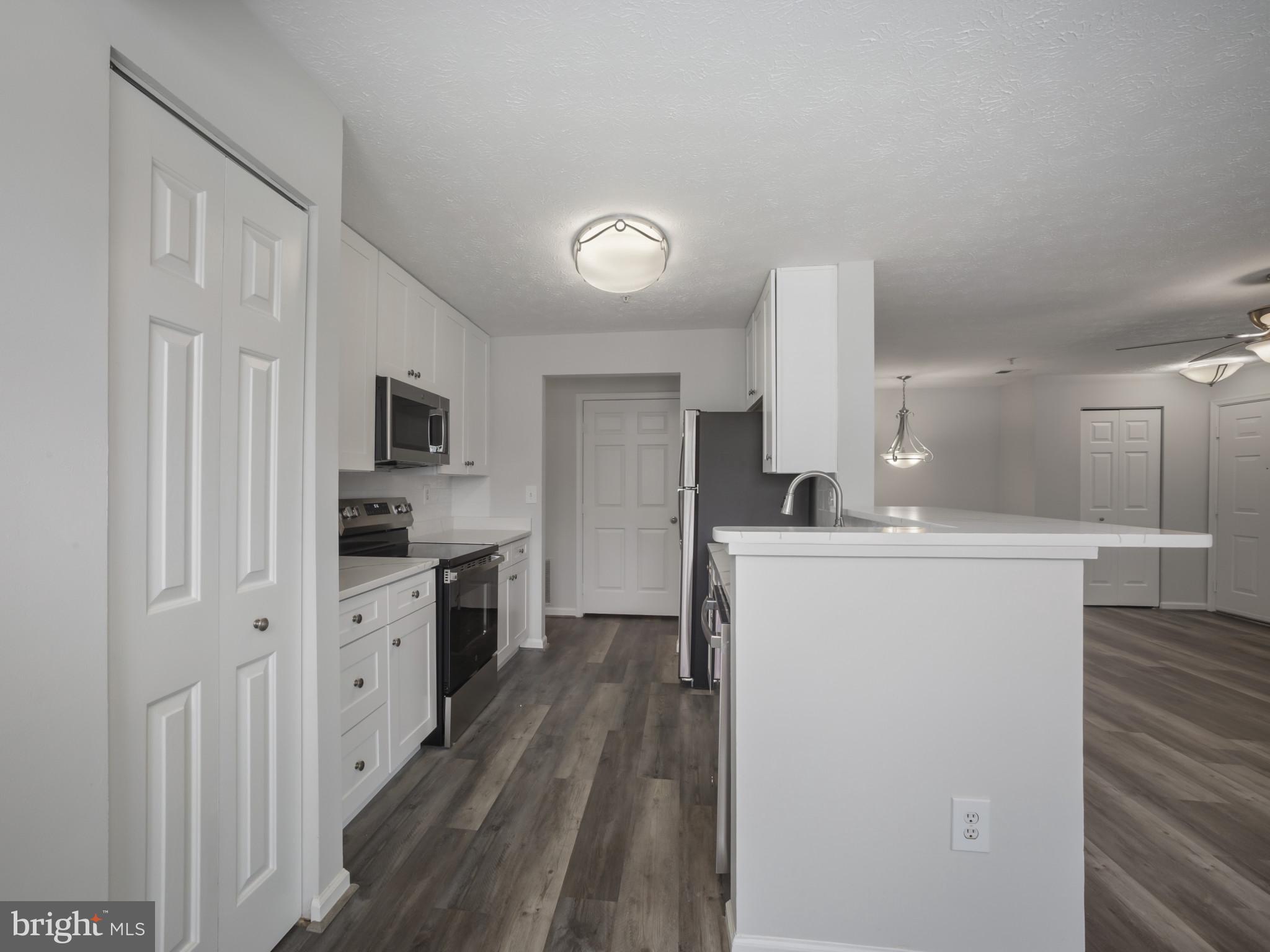 CHESTNUT GABLE - Residential Lease