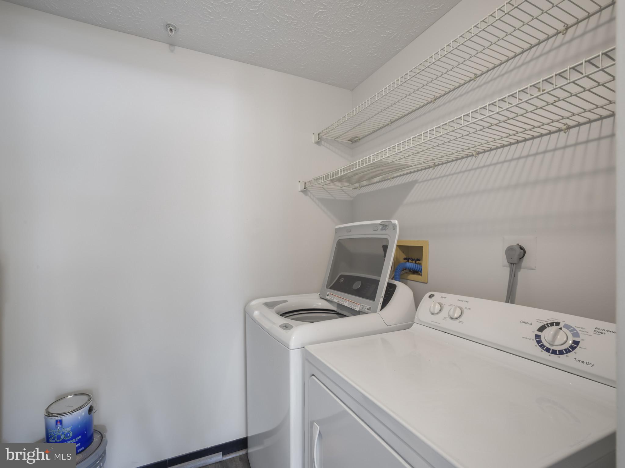 CHESTNUT GABLE - Residential Lease