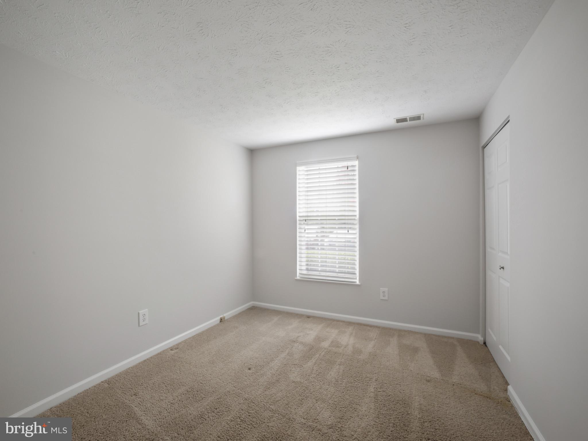 CHESTNUT GABLE - Residential Lease