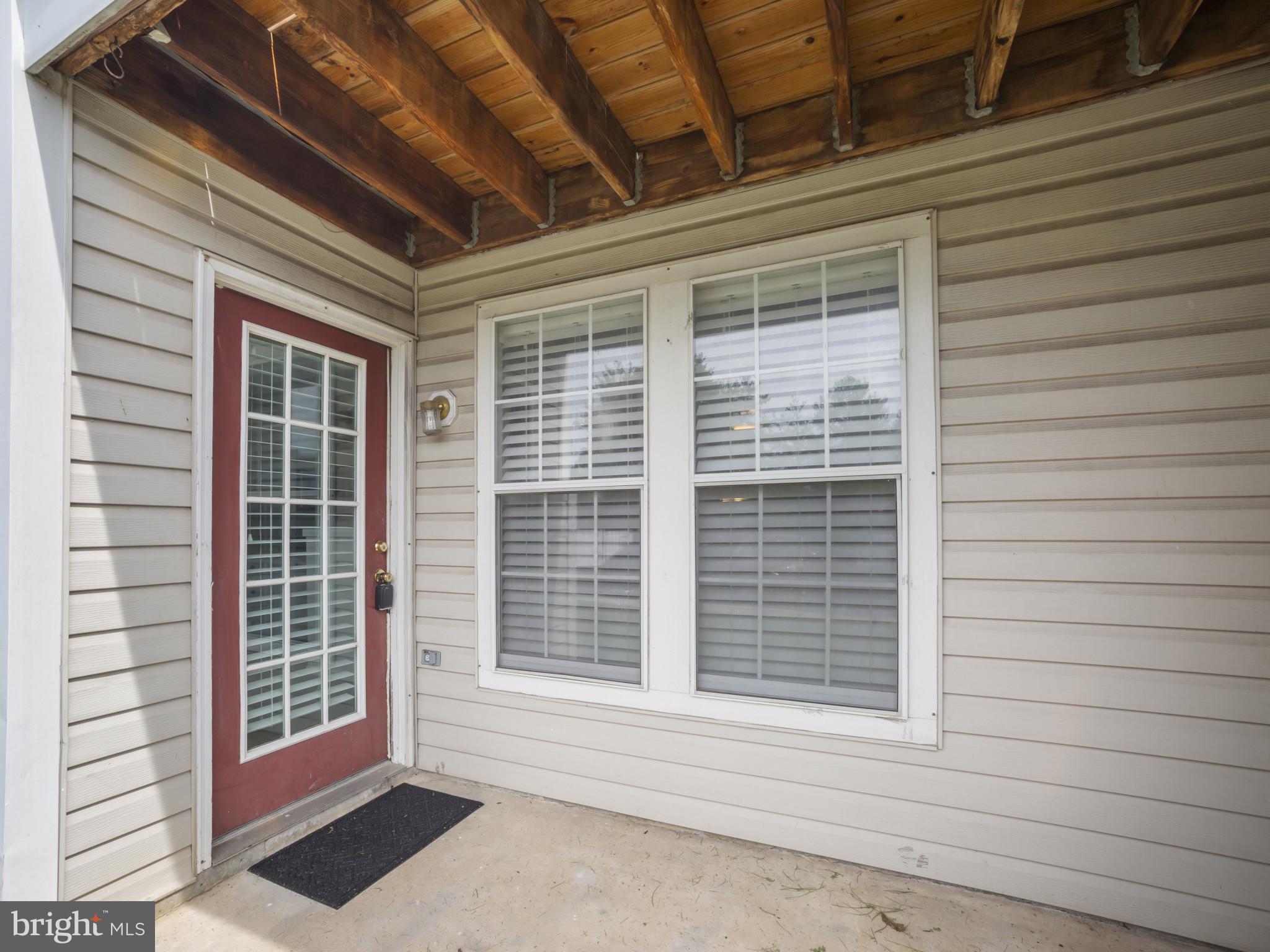 CHESTNUT GABLE - Residential Lease