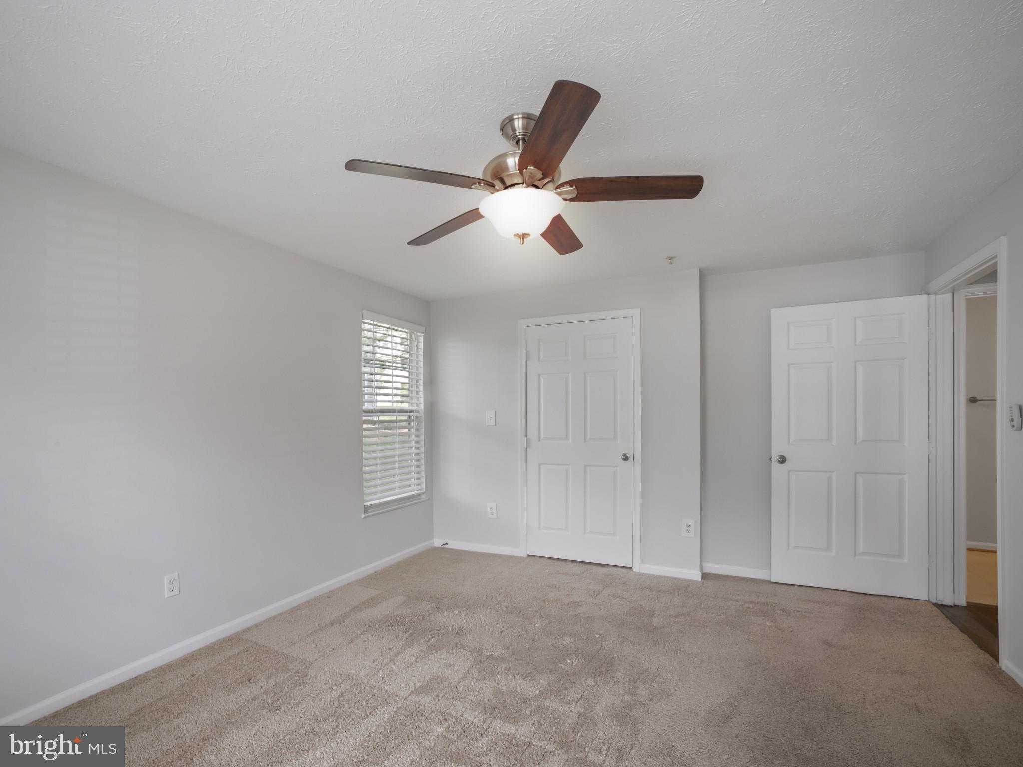 CHESTNUT GABLE - Residential Lease