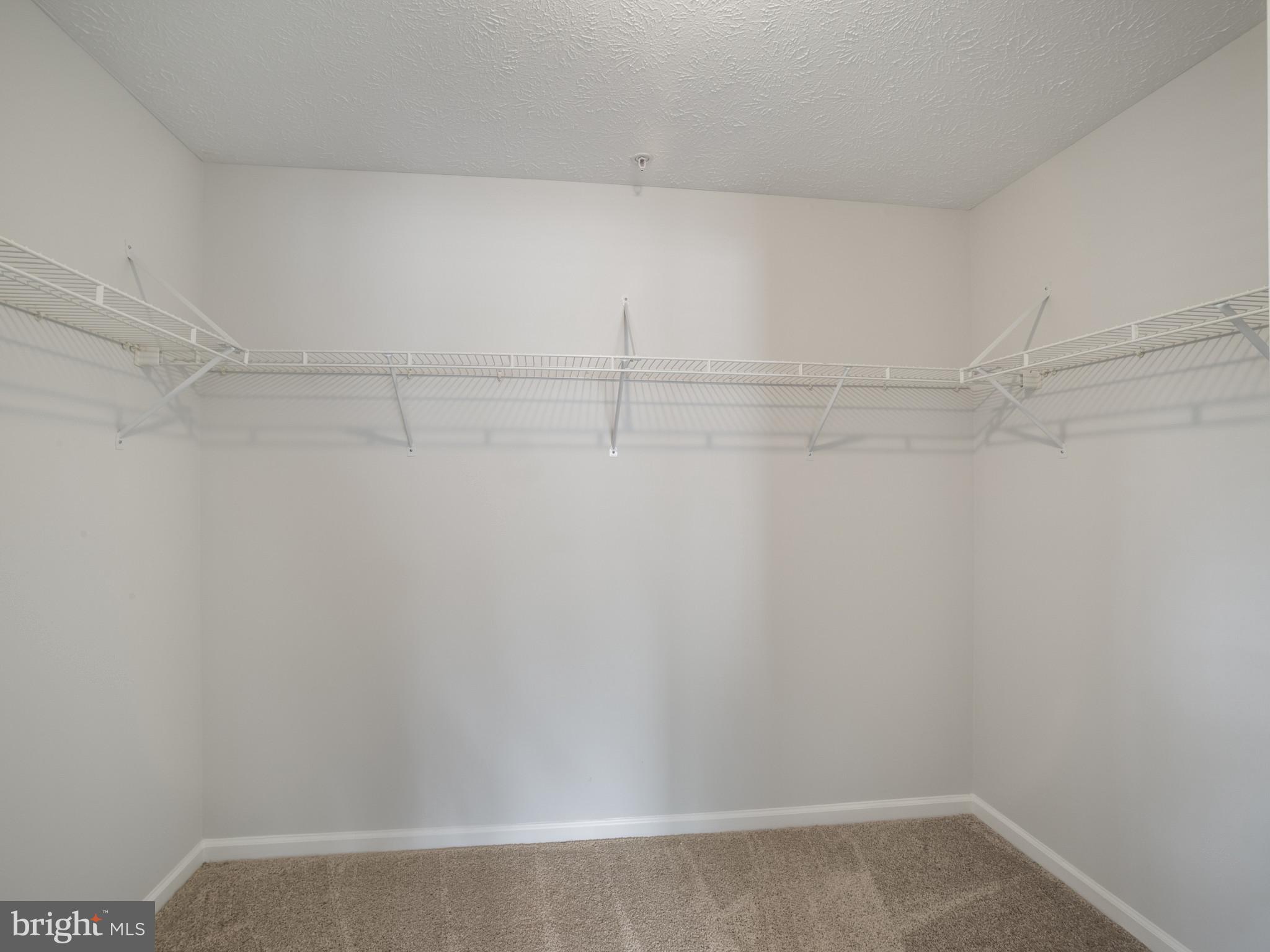 CHESTNUT GABLE - Residential Lease